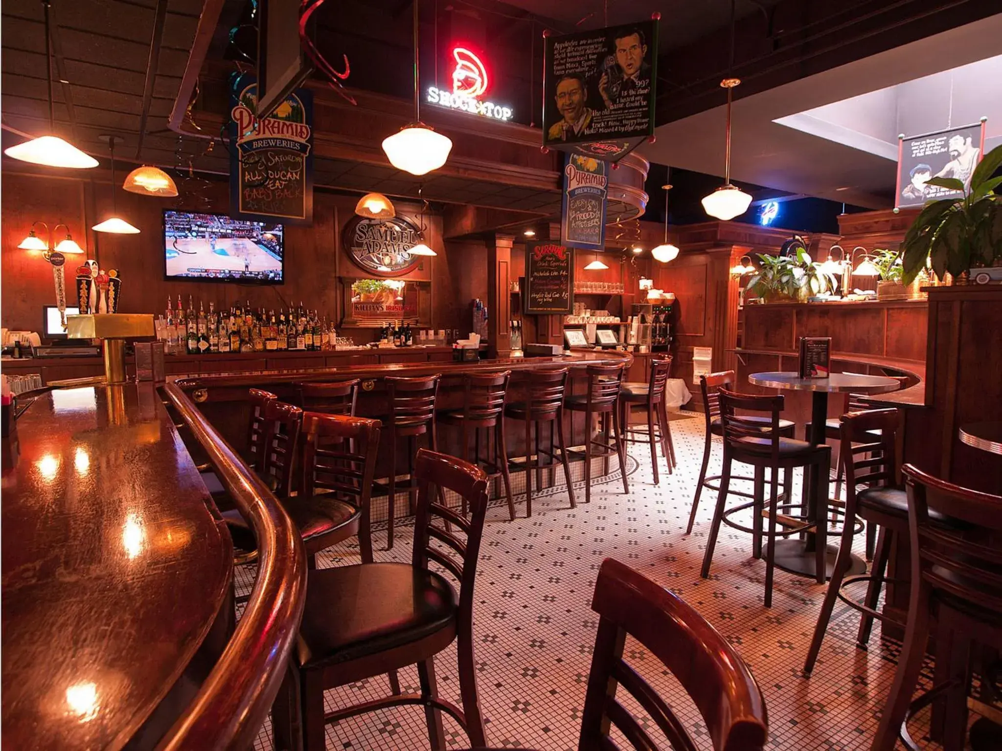 Restaurant/places to eat in Hotel Ithaca Restaurant/places to eat in Hotel Ithaca