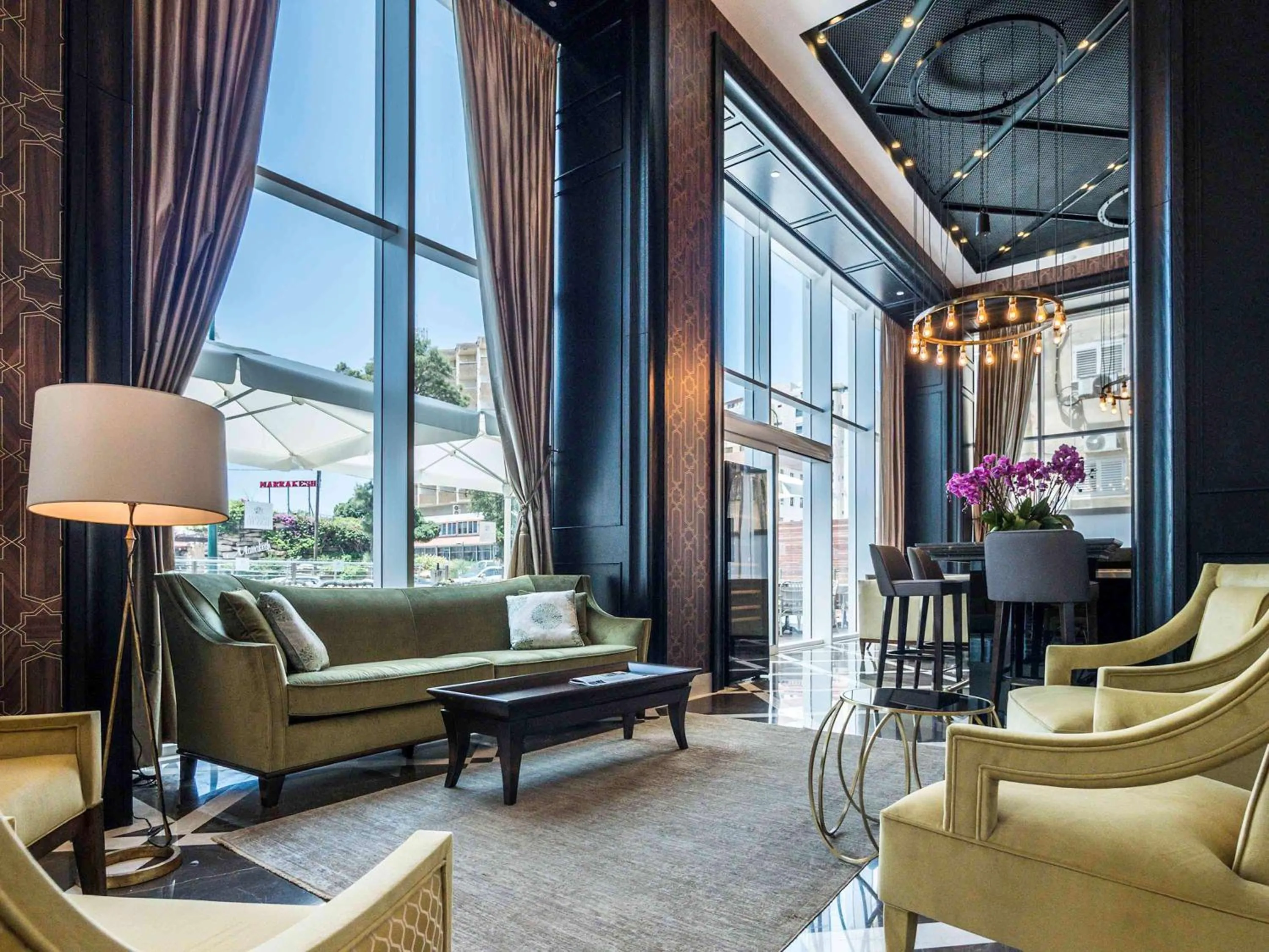 Property building in David Tower Hotel Netanya by Prima Hotels - 16 years Plus