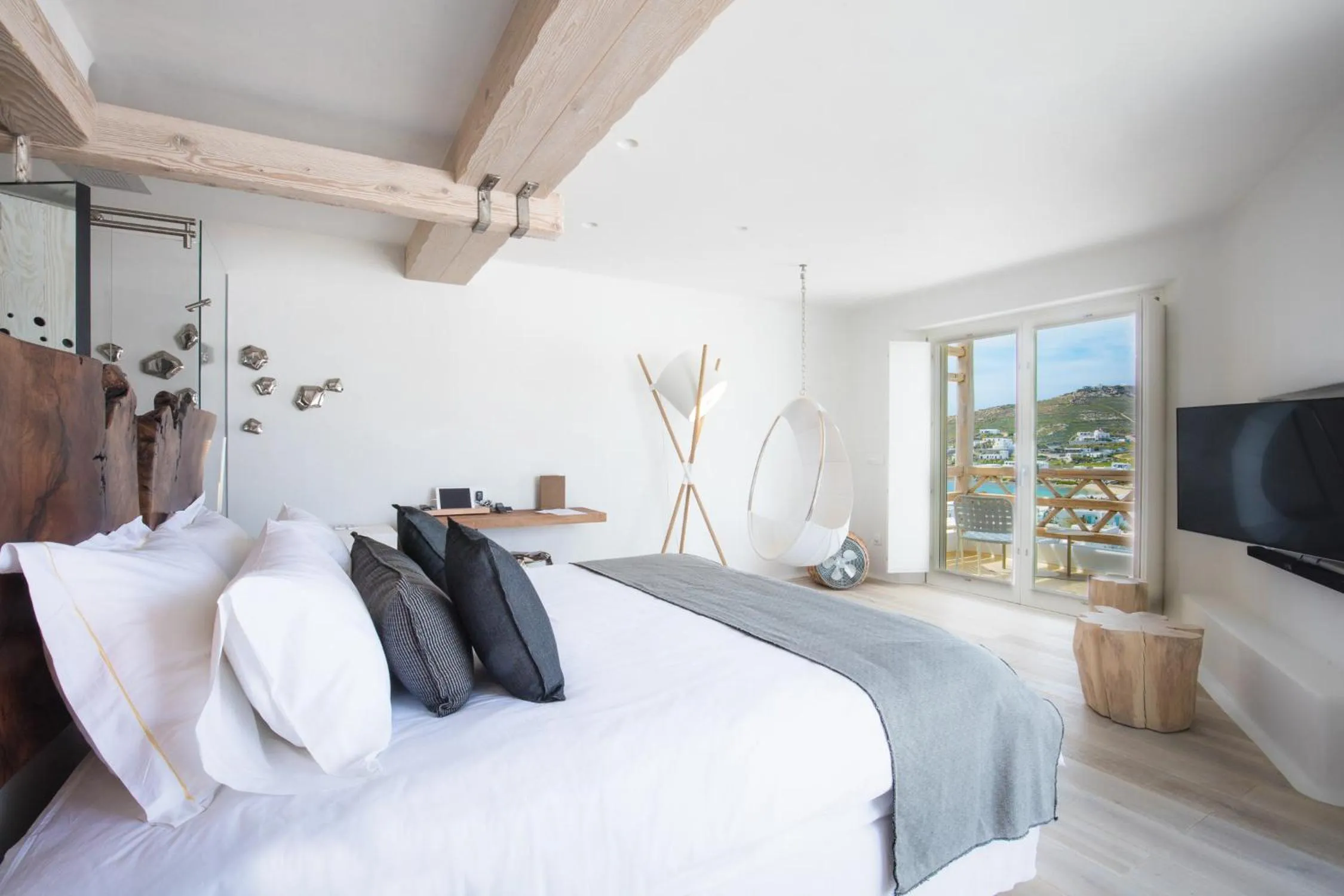 Bedroom, Bed in Kove Mykonos - A Myconian Collection Hotel