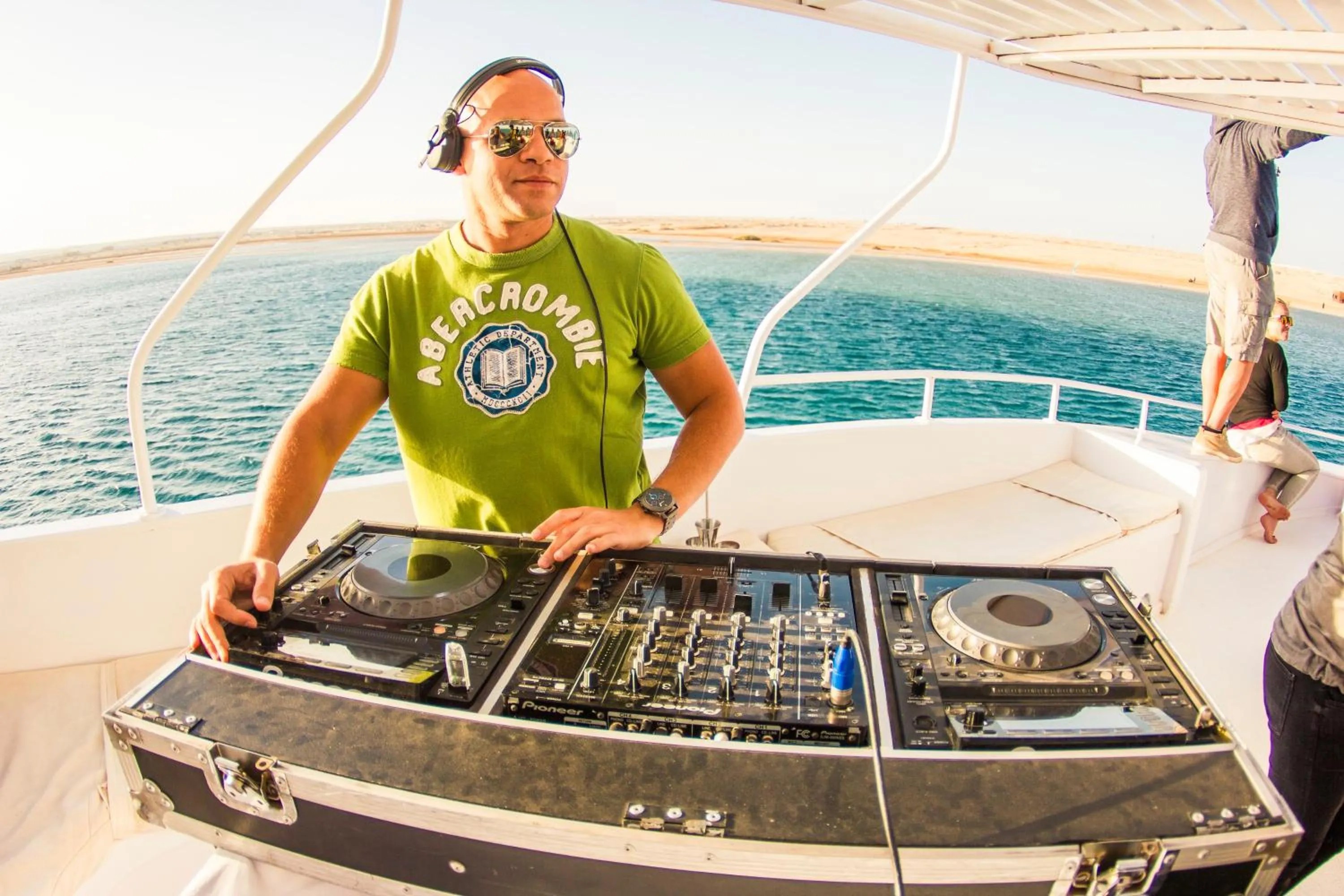 Activities in The Breakers Diving and Surfing Lodge Soma Bay