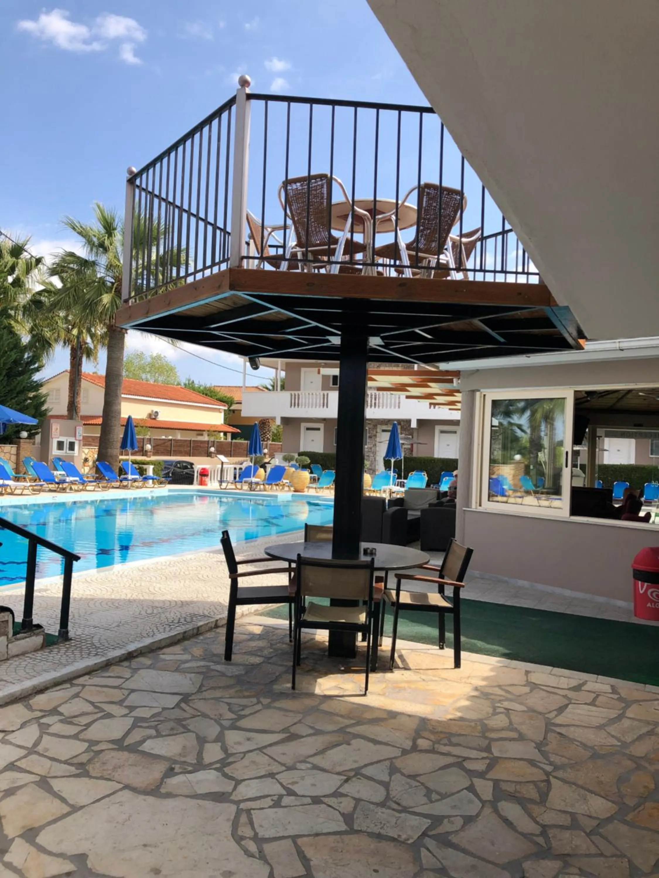 Balcony/Terrace in Paradise Apartments