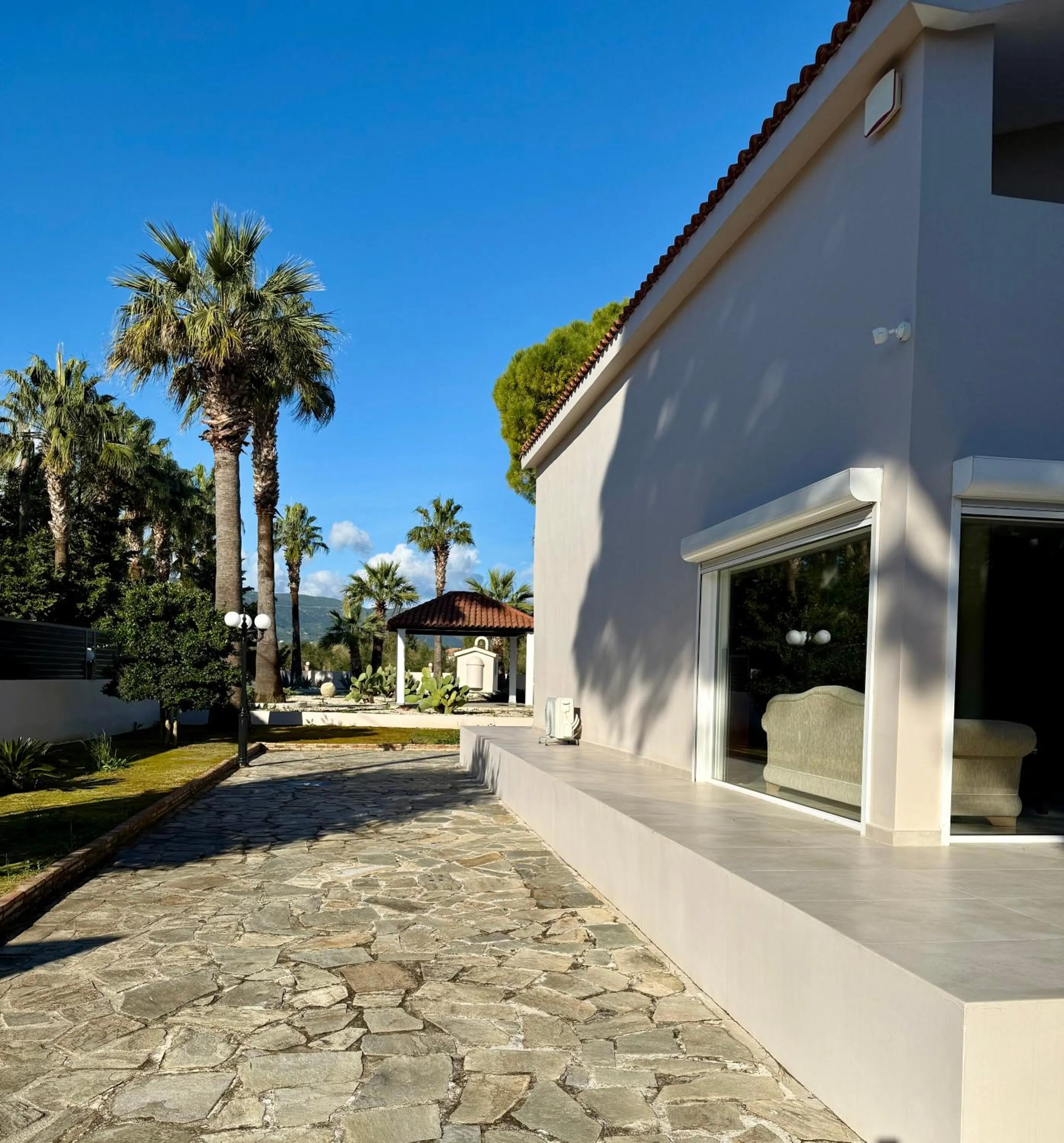 Property building in Paradise Apartments