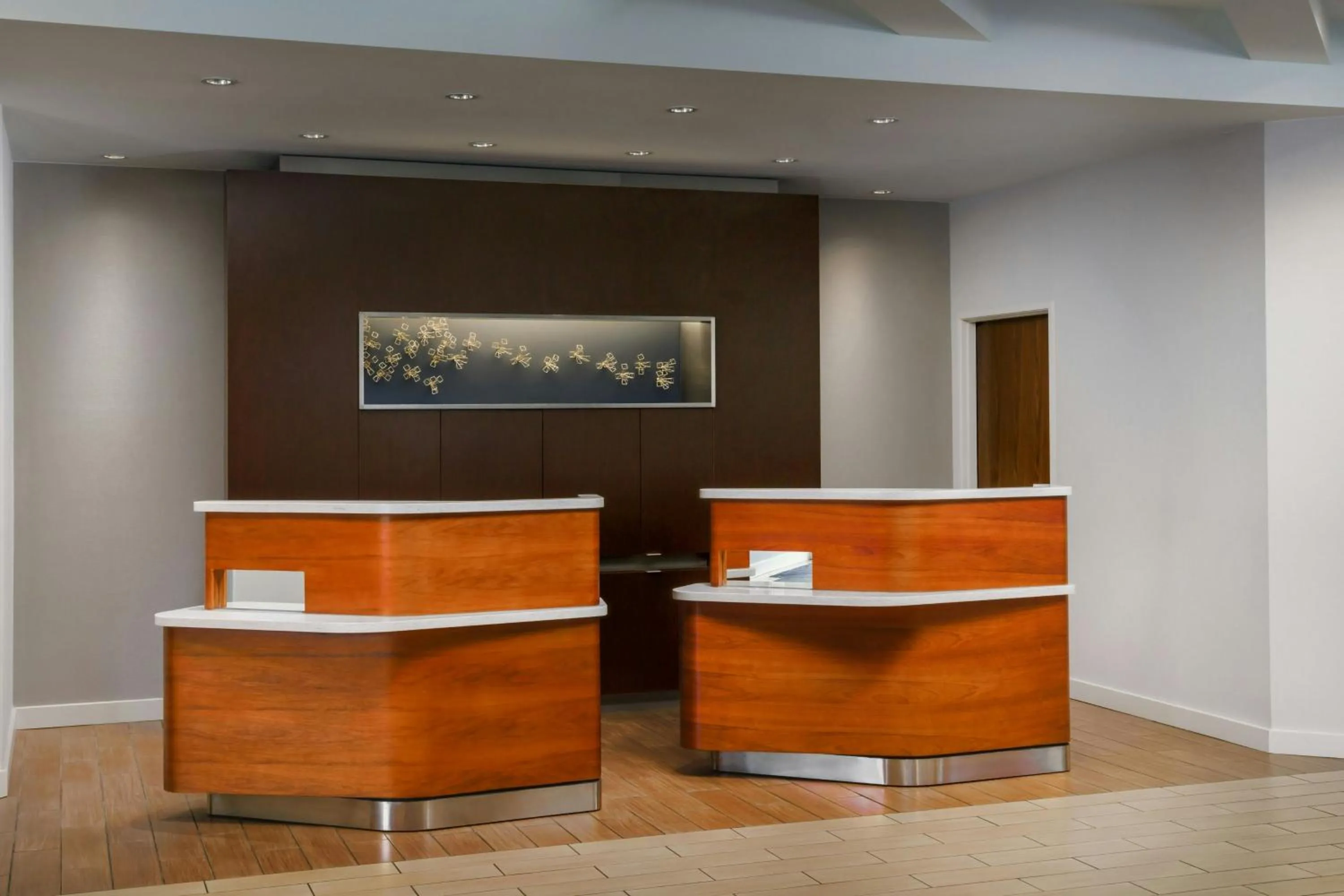 Lobby or reception in Courtyard by Marriott Los Angeles Woodland Hills