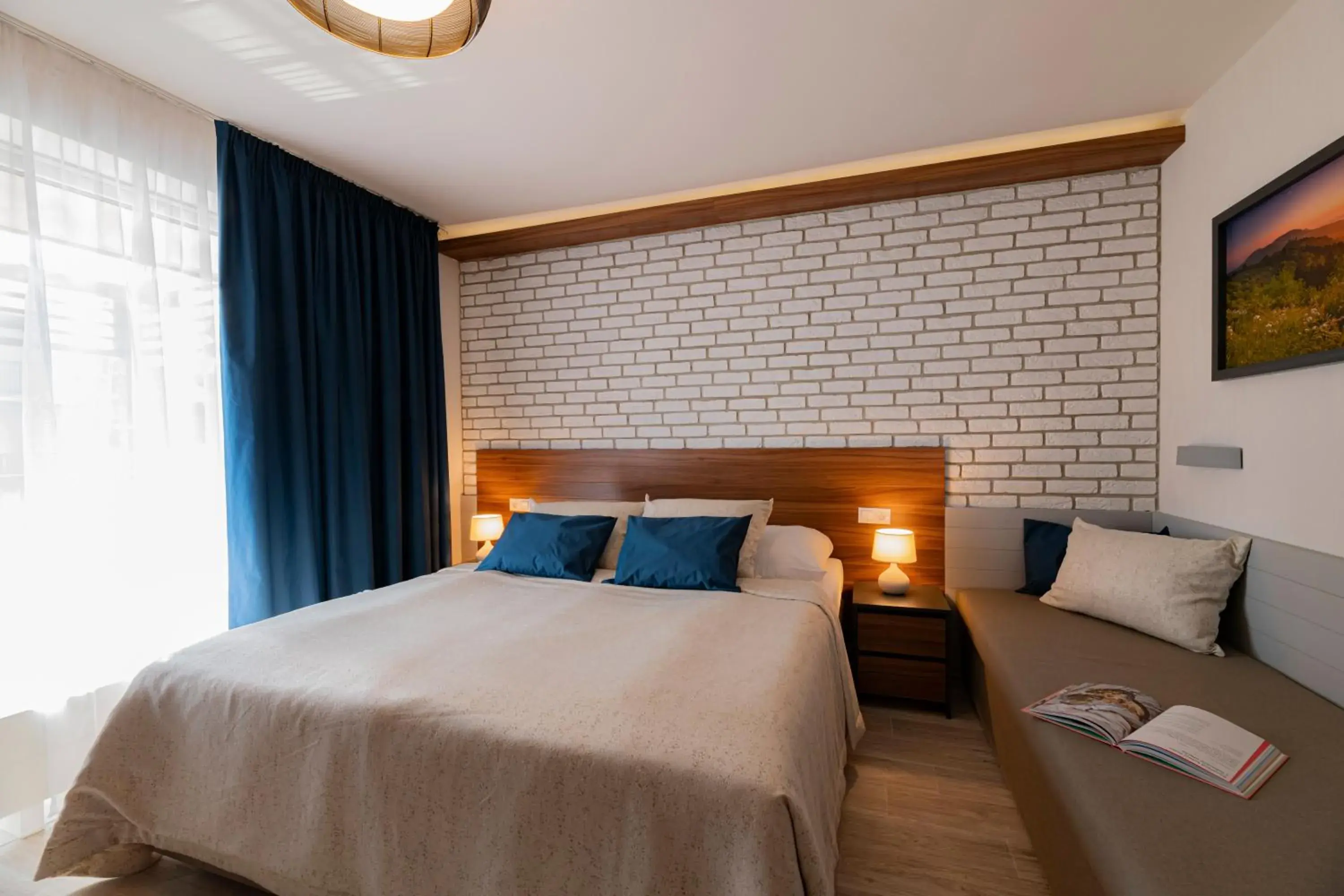 Superior Room with Unlimited Access to Water Park - single occupancy in Hotel Aqualand Inn Superior Room with Unlimited Access to Water Park - single occupancy in Hotel Aqualand Inn