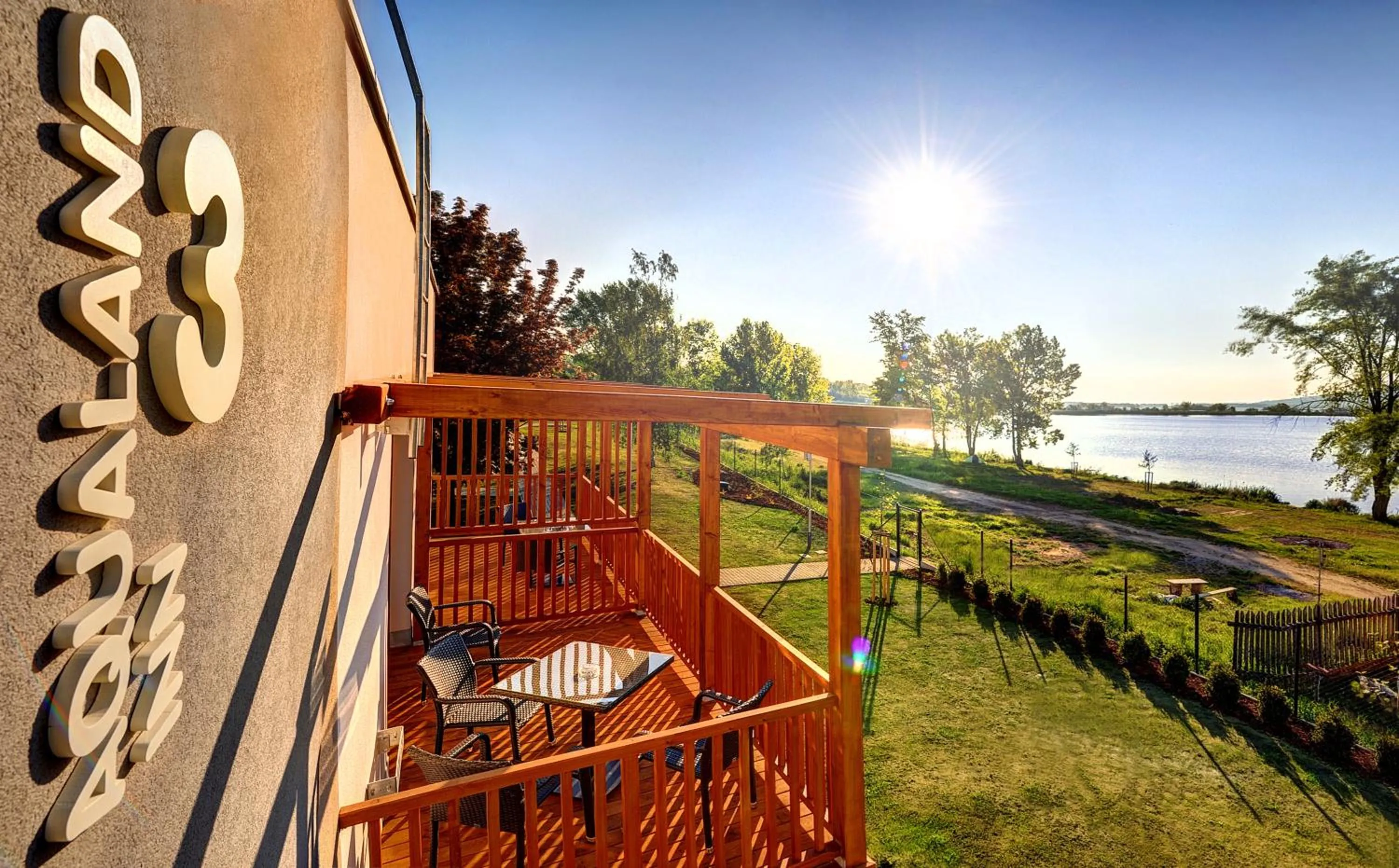 Lake view in Hotel Aqualand Inn