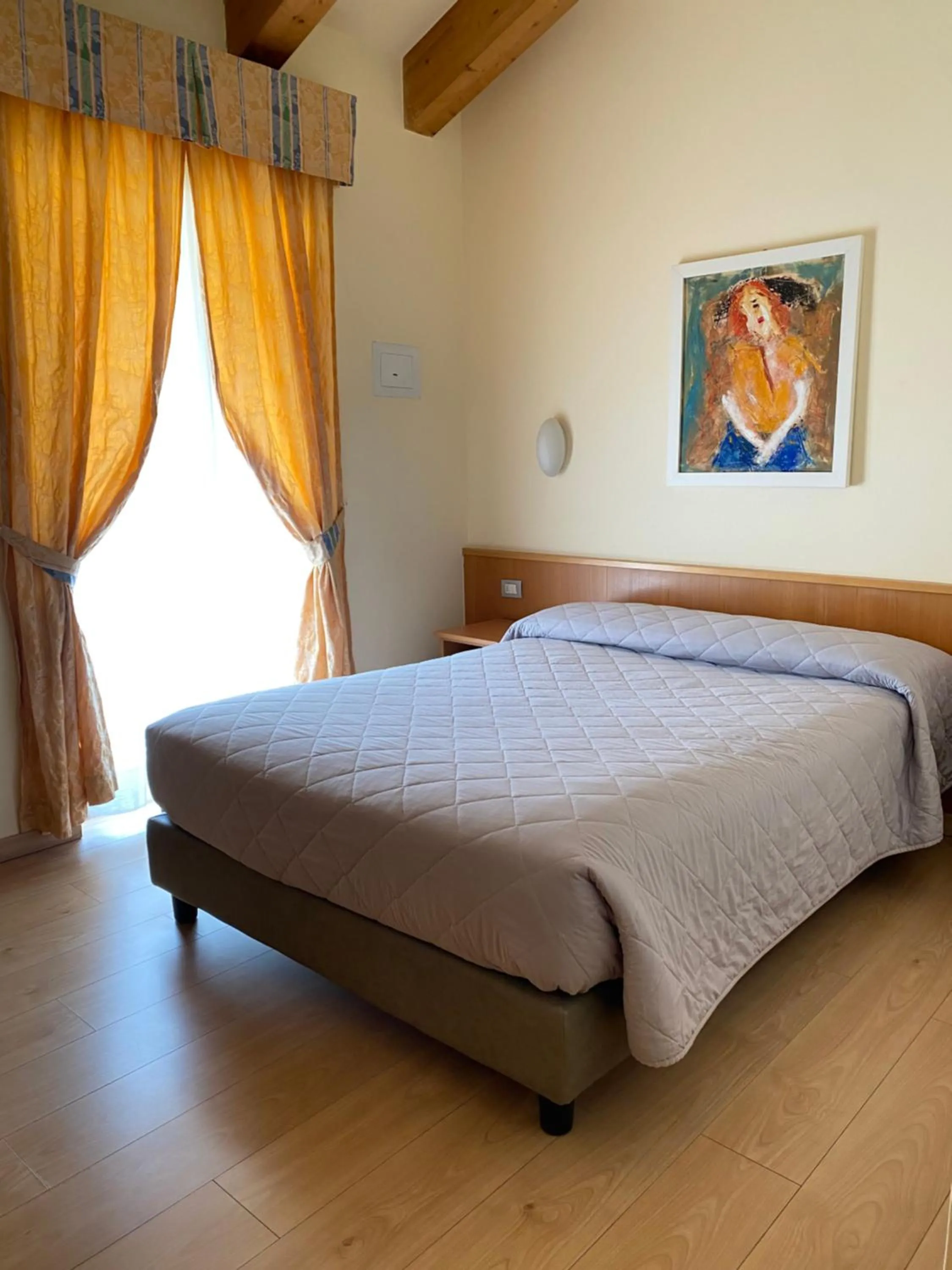 Small Double Room in Al Brenta