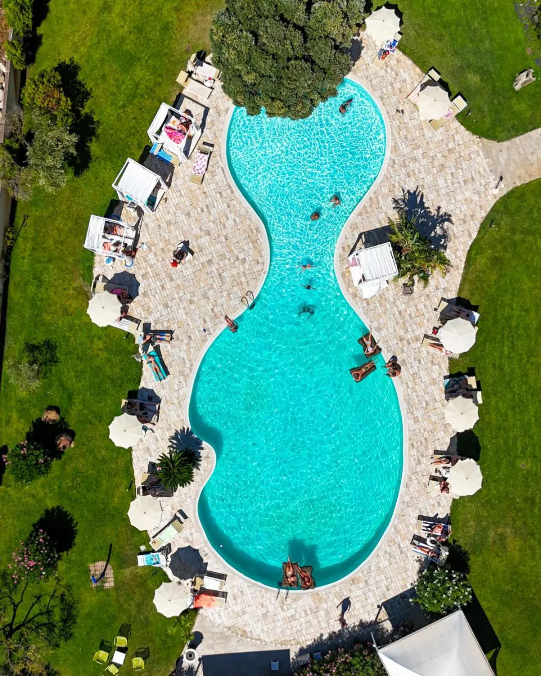 Swimming pool in Hotel San Teodoro