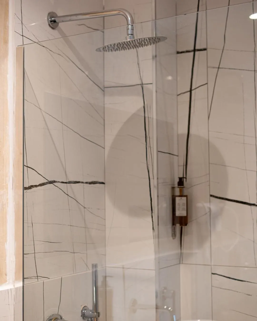 Shower in Hotel San Teodoro