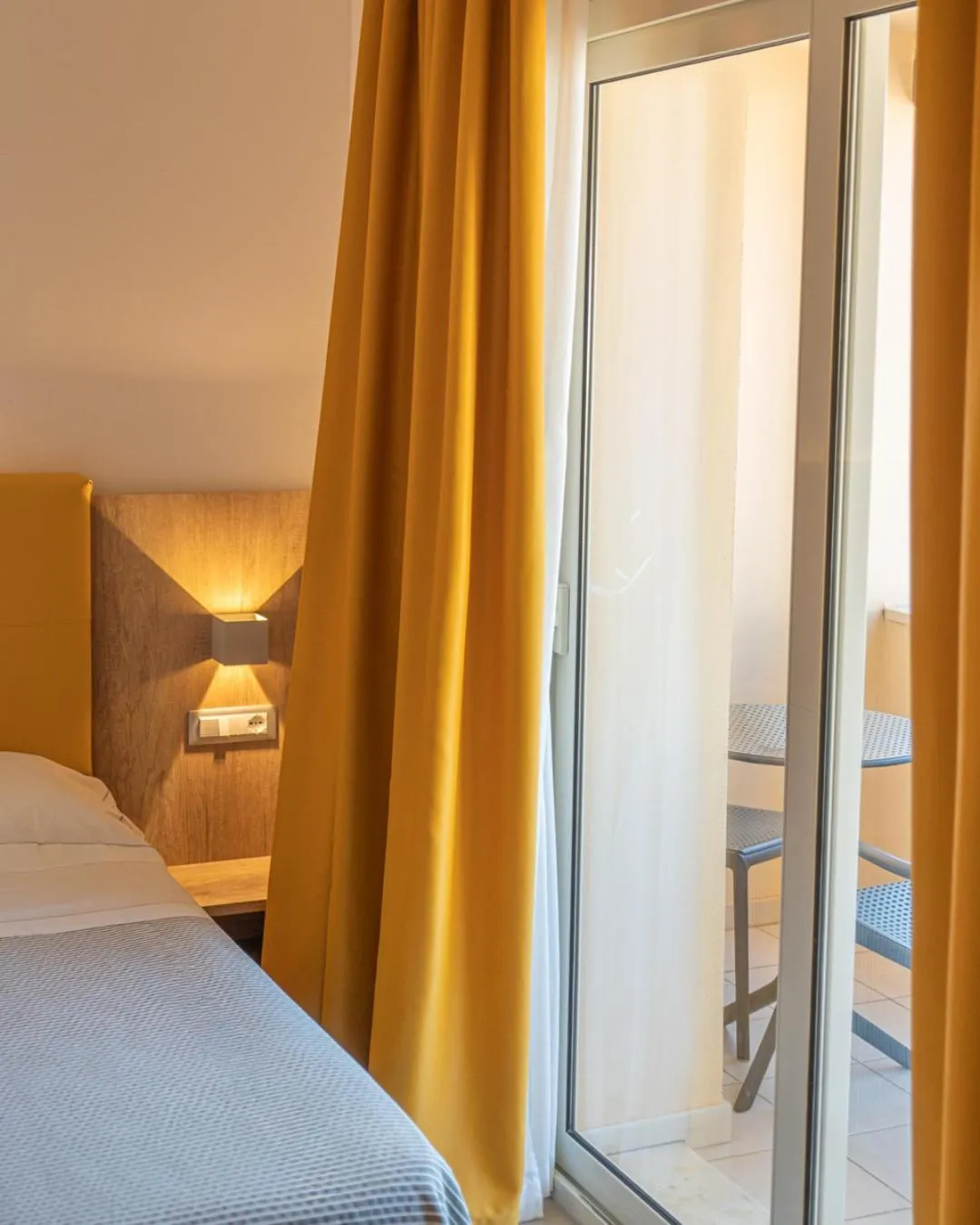 Bedroom, Bed in Hotel San Teodoro