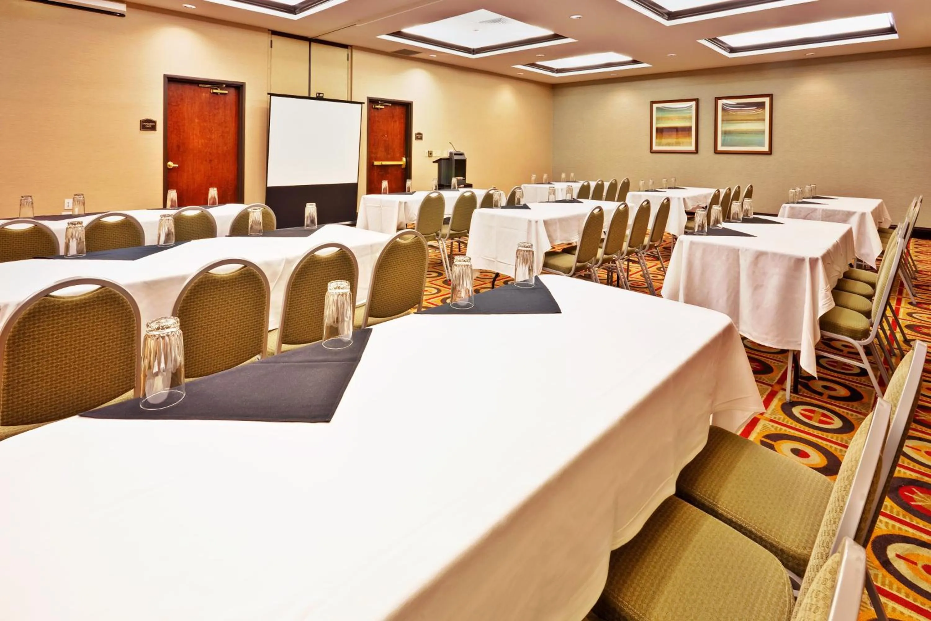 Meeting/conference room in Holiday Inn Pearl - Jackson Area by IHG