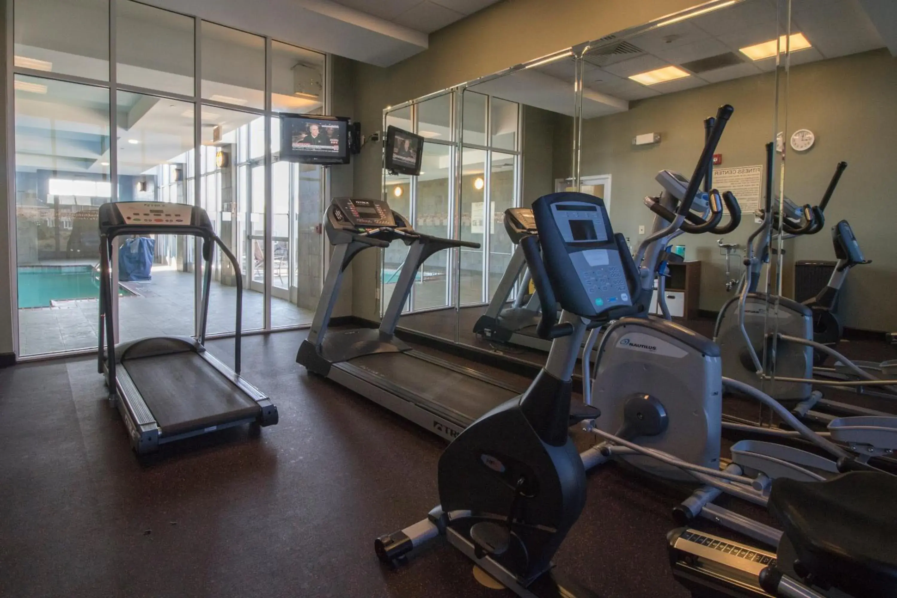 Fitness centre/facilities in Holiday Inn Pearl - Jackson Area by IHG Fitness centre/facilities in Holiday Inn Pearl - Jackson Area by IHG