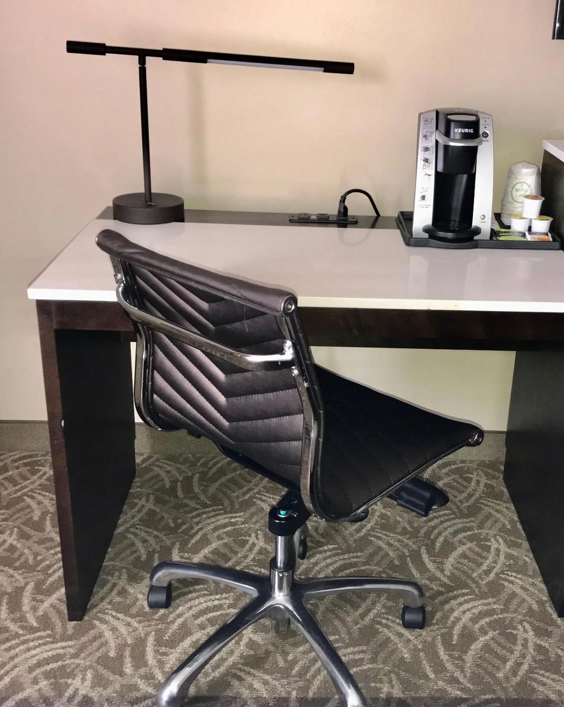 Guests in Holiday Inn Chicago Schaumburg by IHG