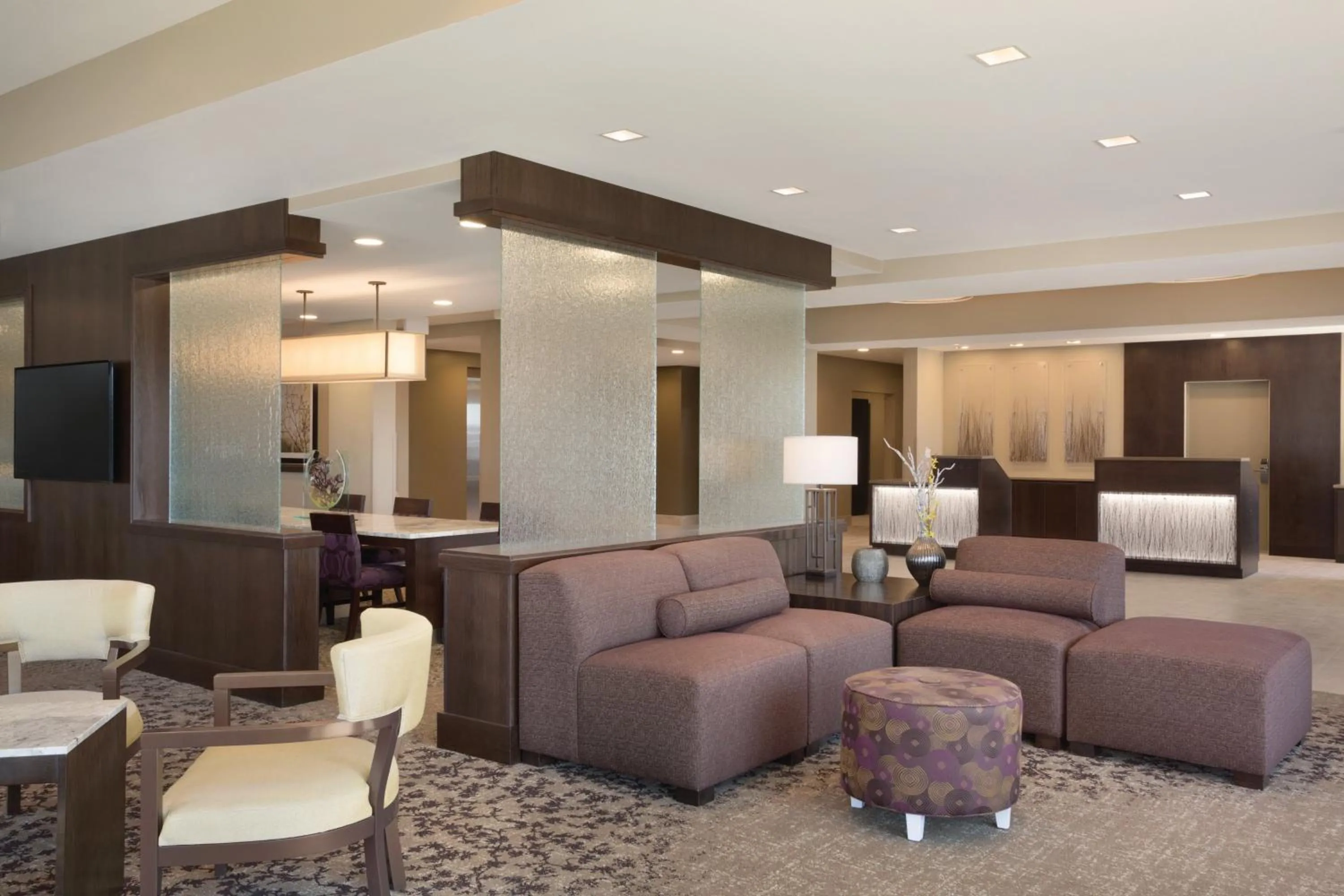 Property building in Holiday Inn Chicago Schaumburg by IHG