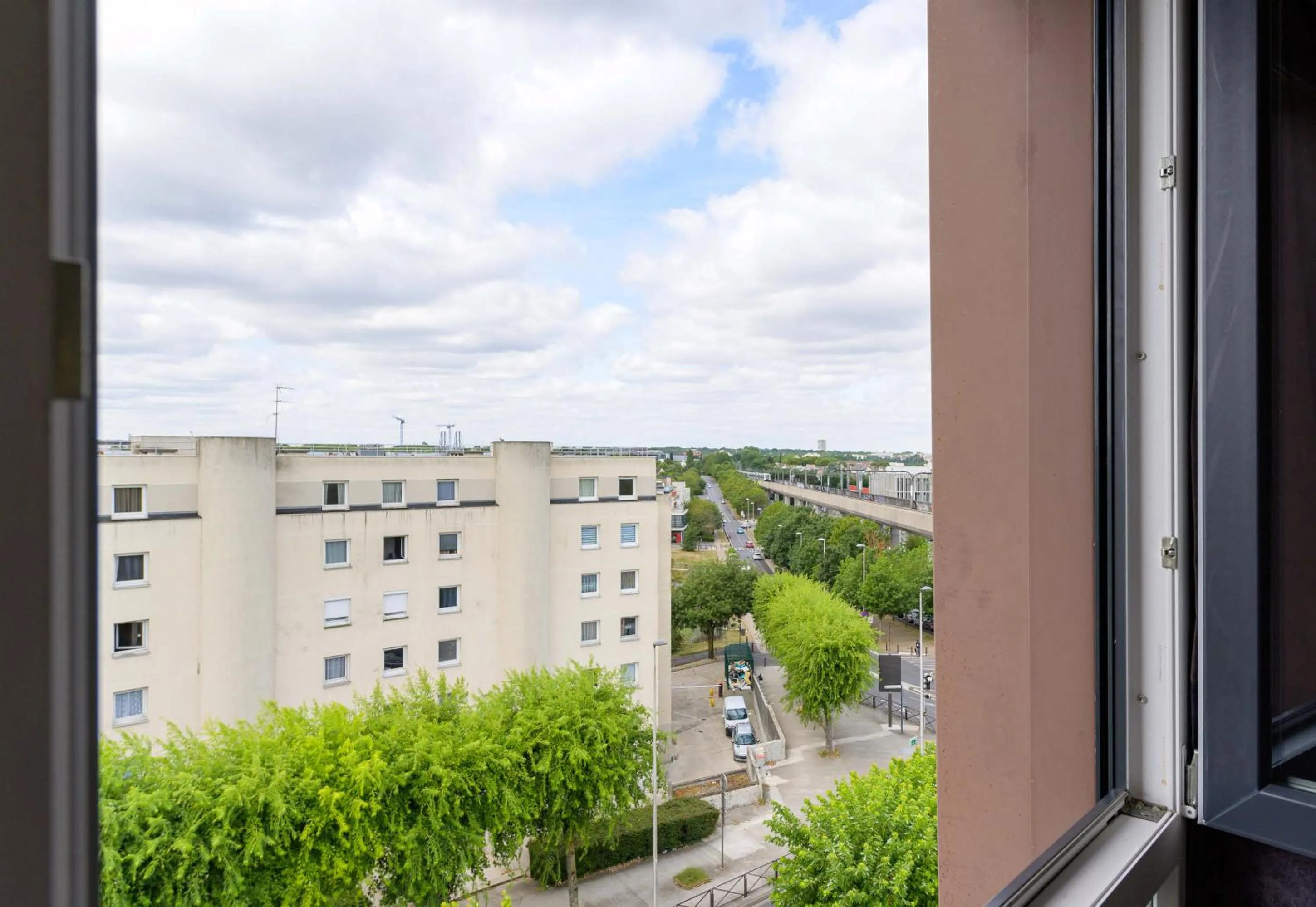 Property building in B&B HOTEL Marne-La-Vallée Torcy