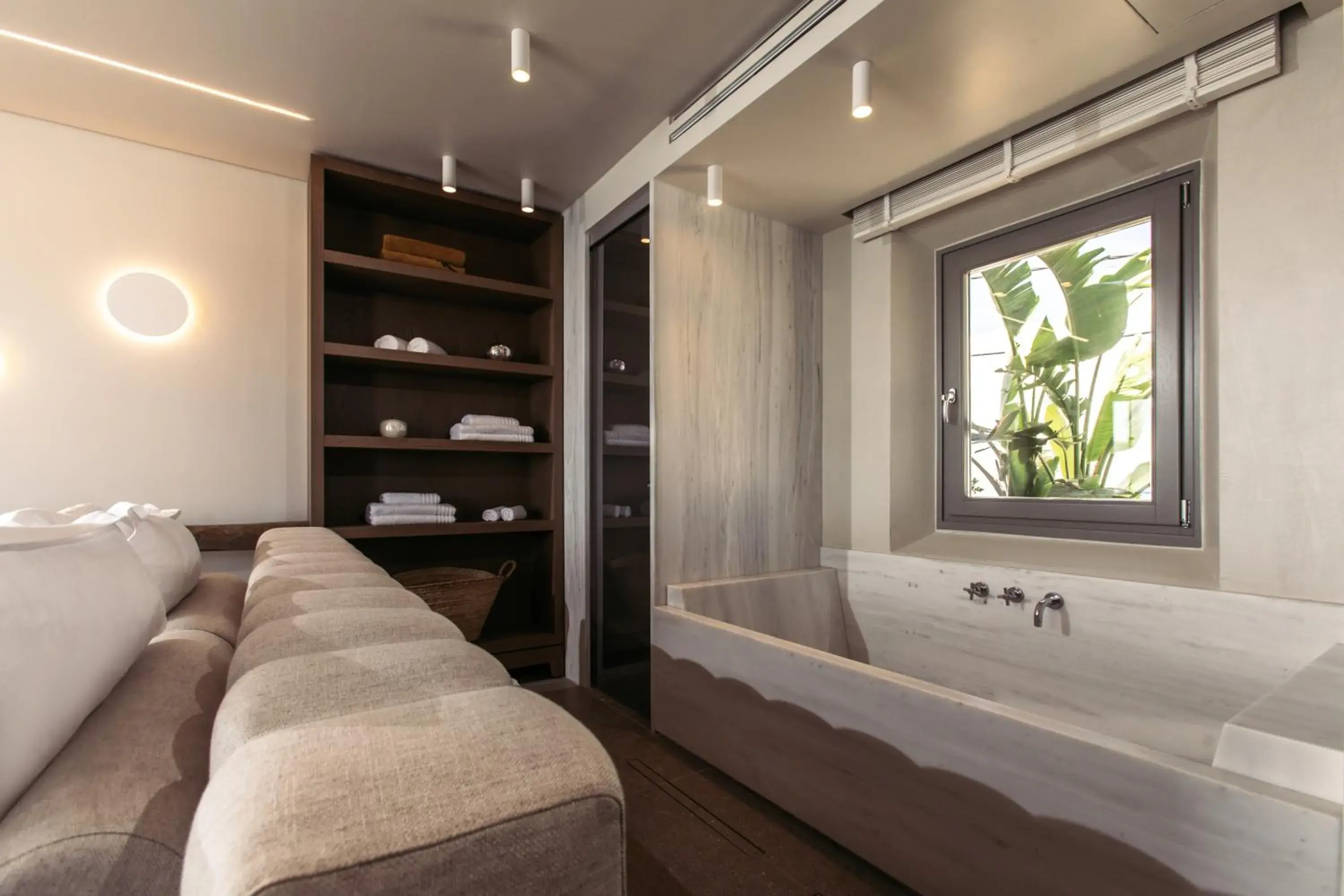 Superior Sea View Suite with Hot Tub in Santana Beach Superior Sea View Suite with Hot Tub in Santana Beach