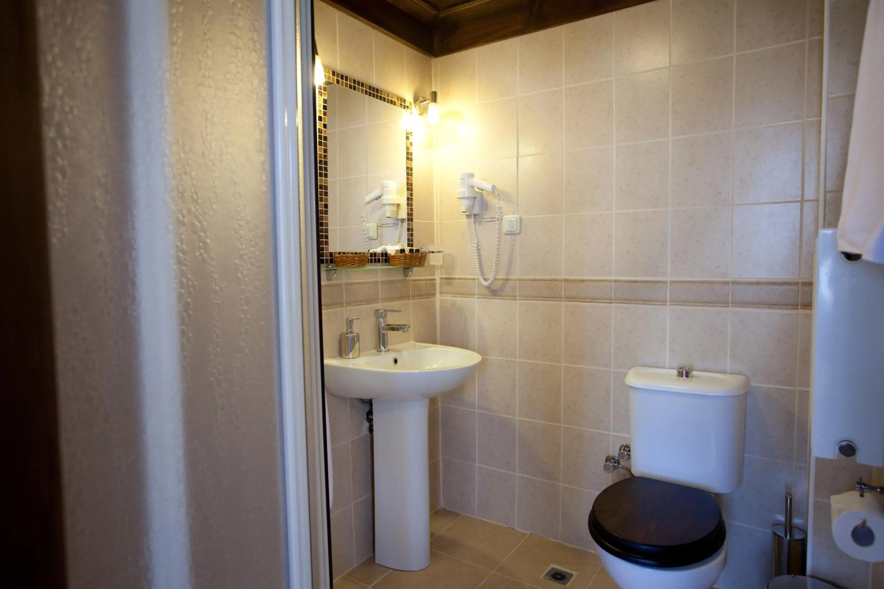 Bathroom in Uğurlu Konakları