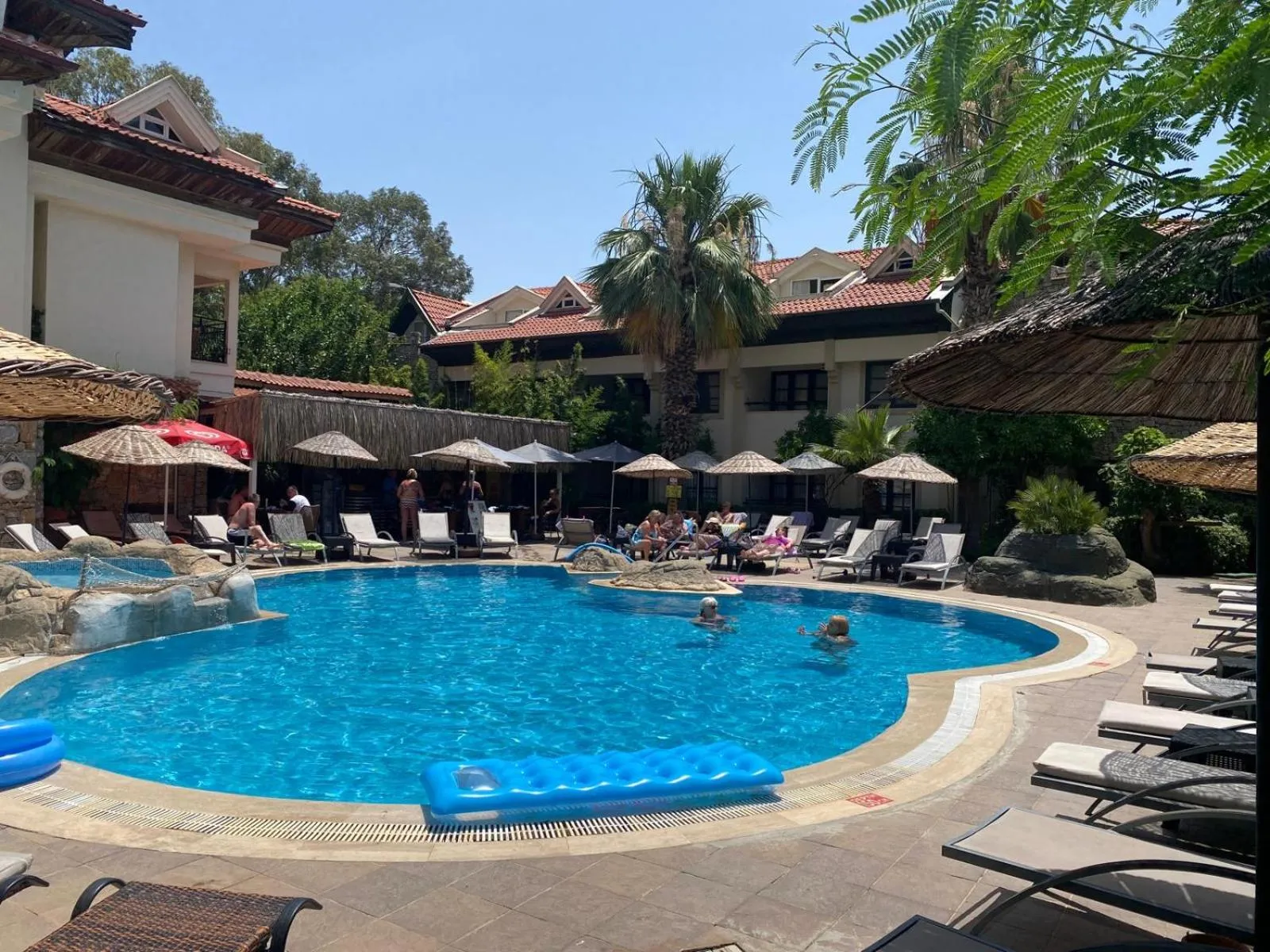 Sun Blue Apart Hotel