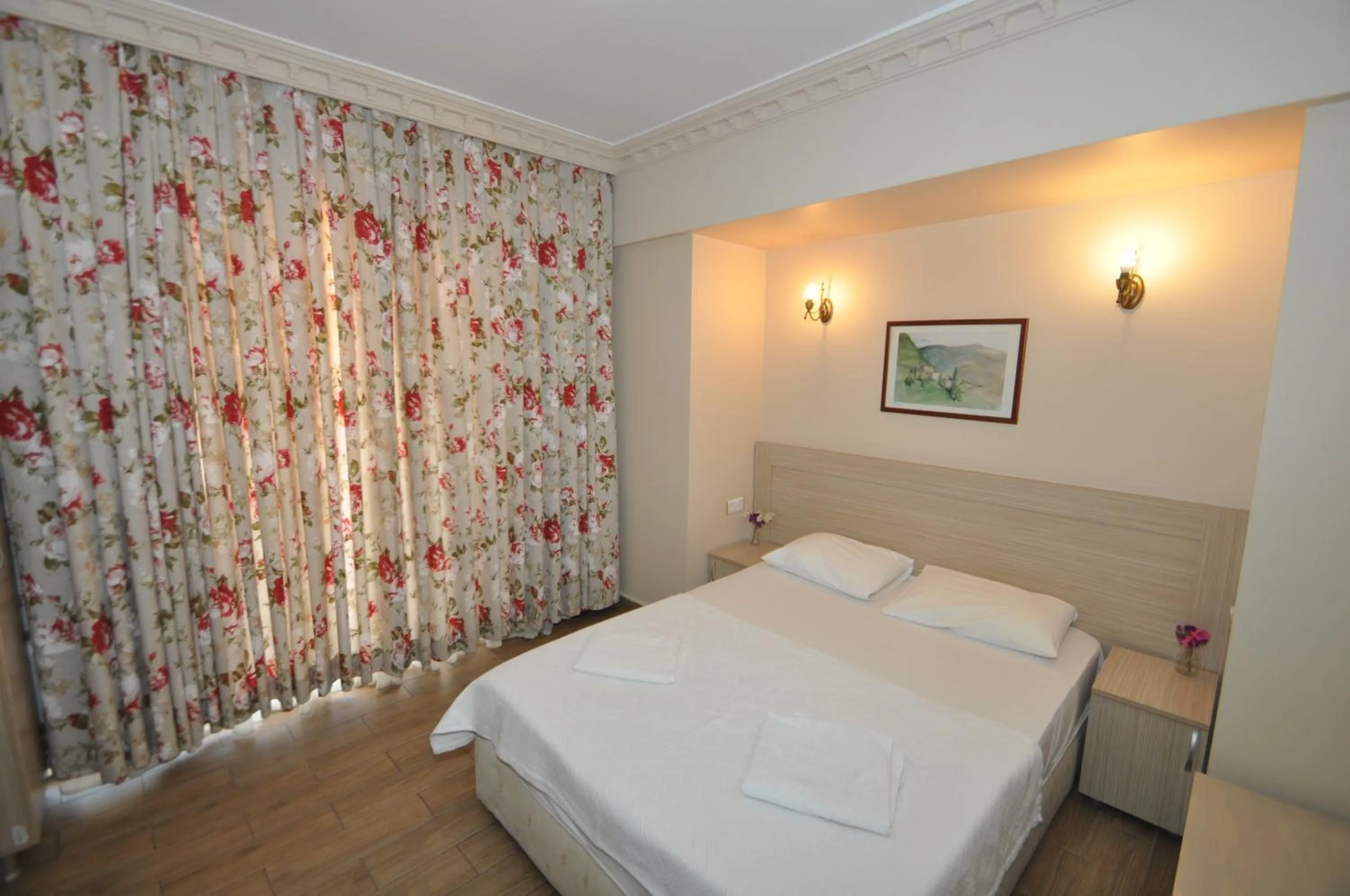 Bed in Sun Blue Apart Hotel