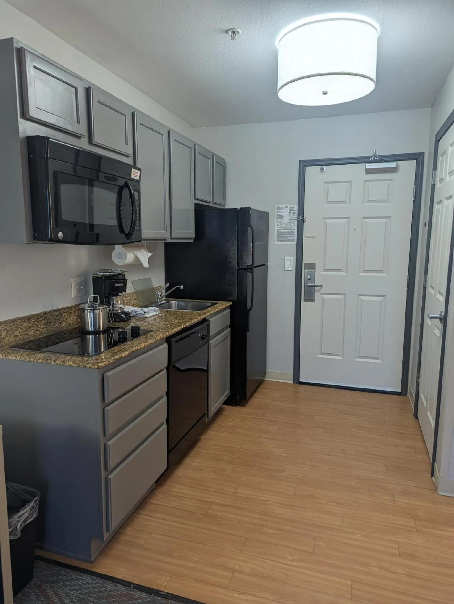 Kitchen or kitchenette in Candlewood Suites Loveland by IHG