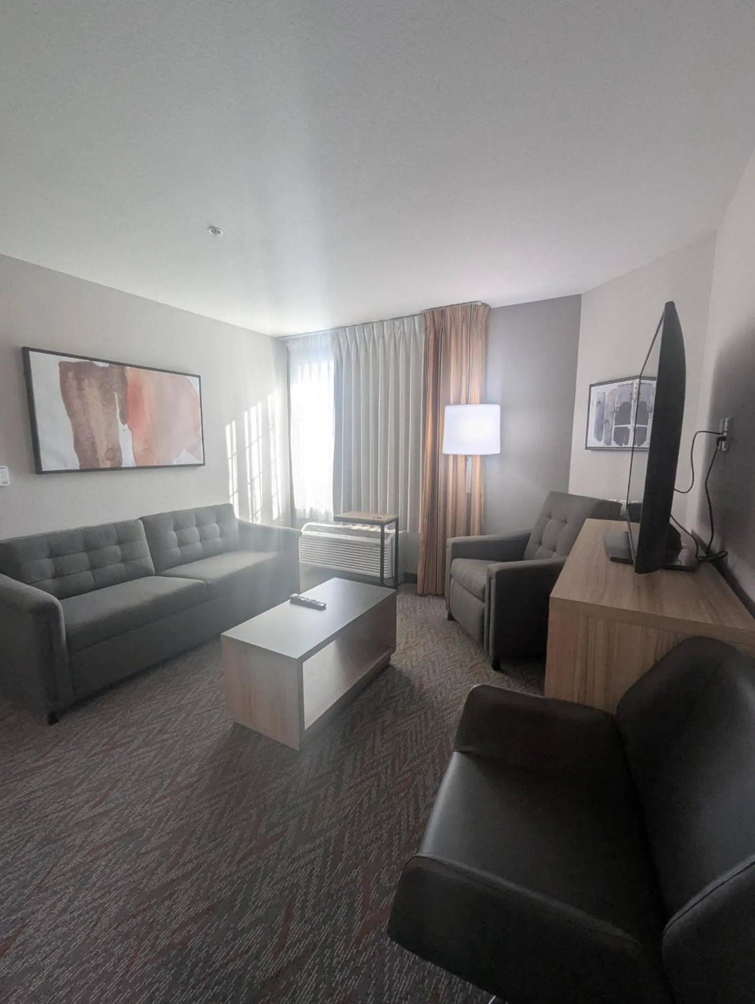 TV and multimedia in Candlewood Suites Loveland by IHG