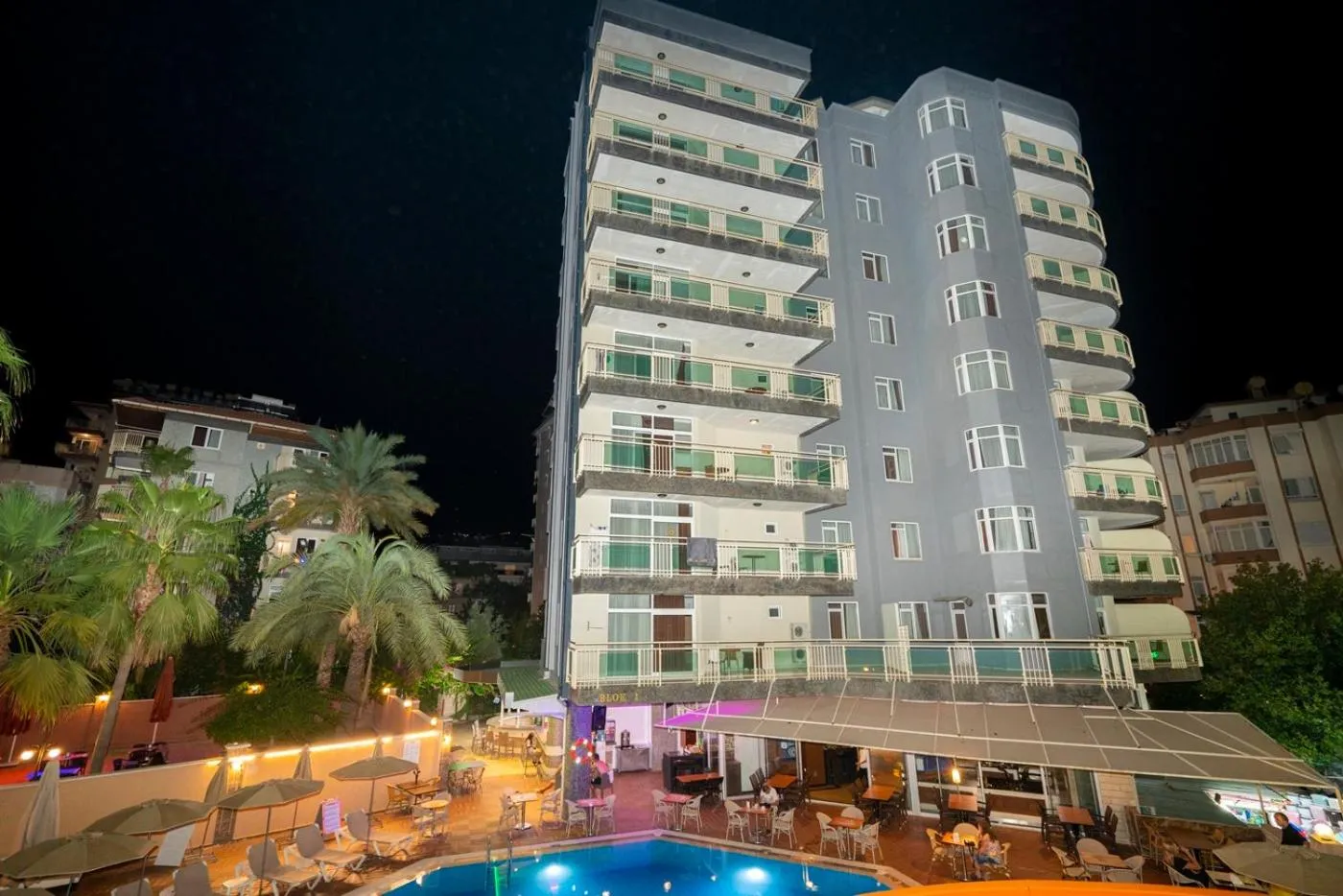 Property building in Carmen Suite Hotel