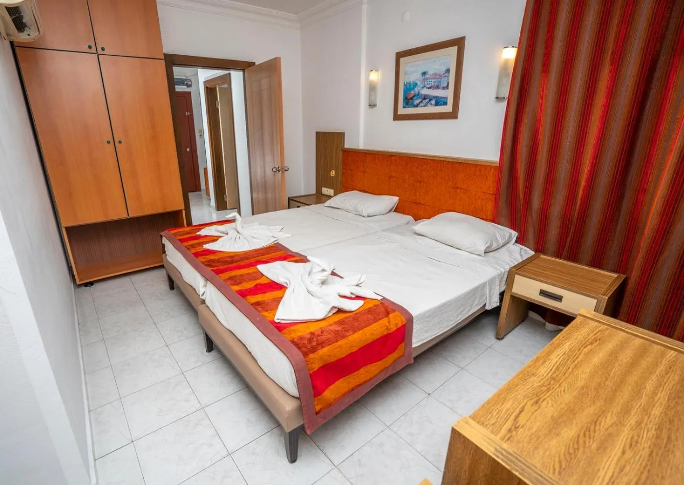 Bedroom, Bed in Carmen Suite Hotel