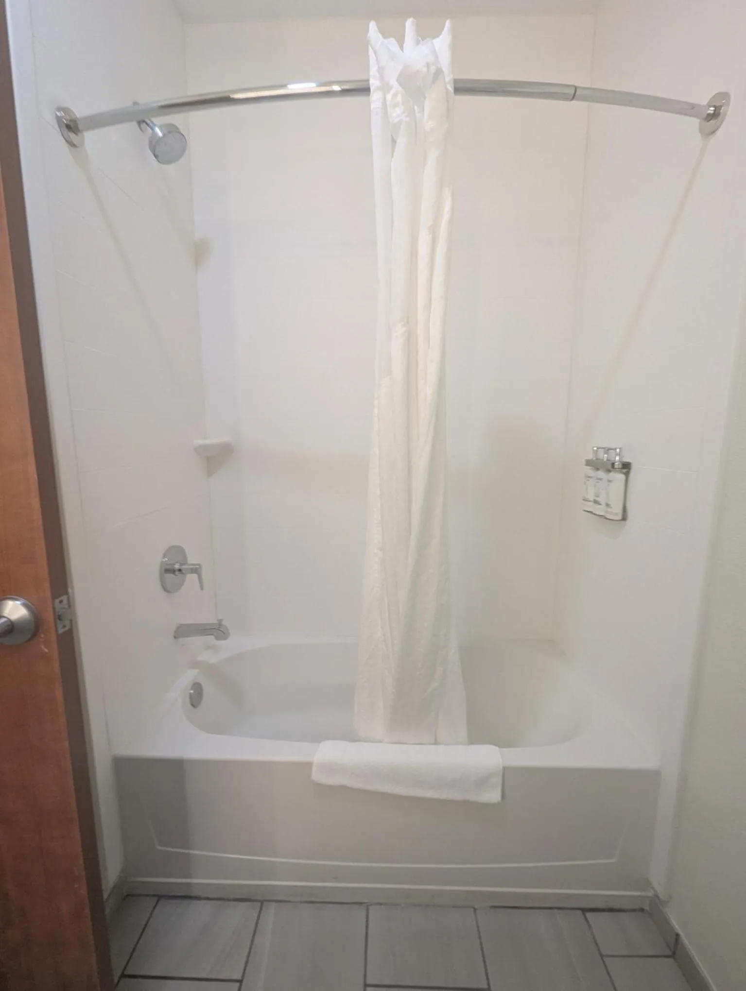 Shower in Holiday Inn Express Hotel & Suites Loveland by IHG
