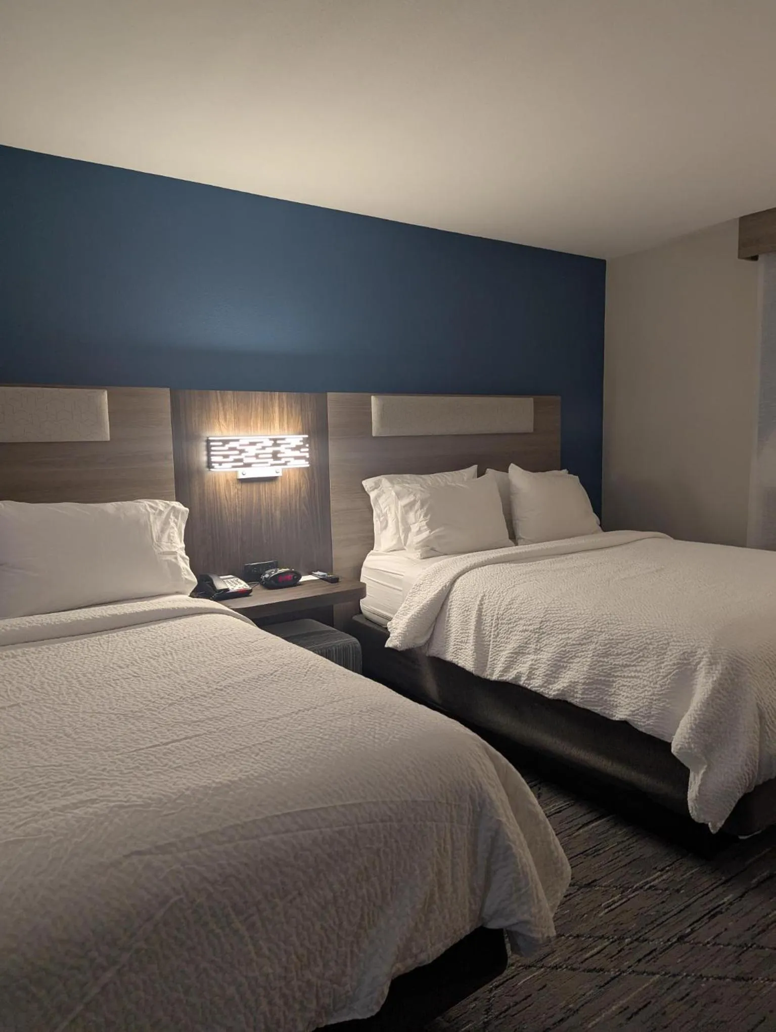 Bedroom, Bed in Holiday Inn Express Hotel & Suites Loveland by IHG