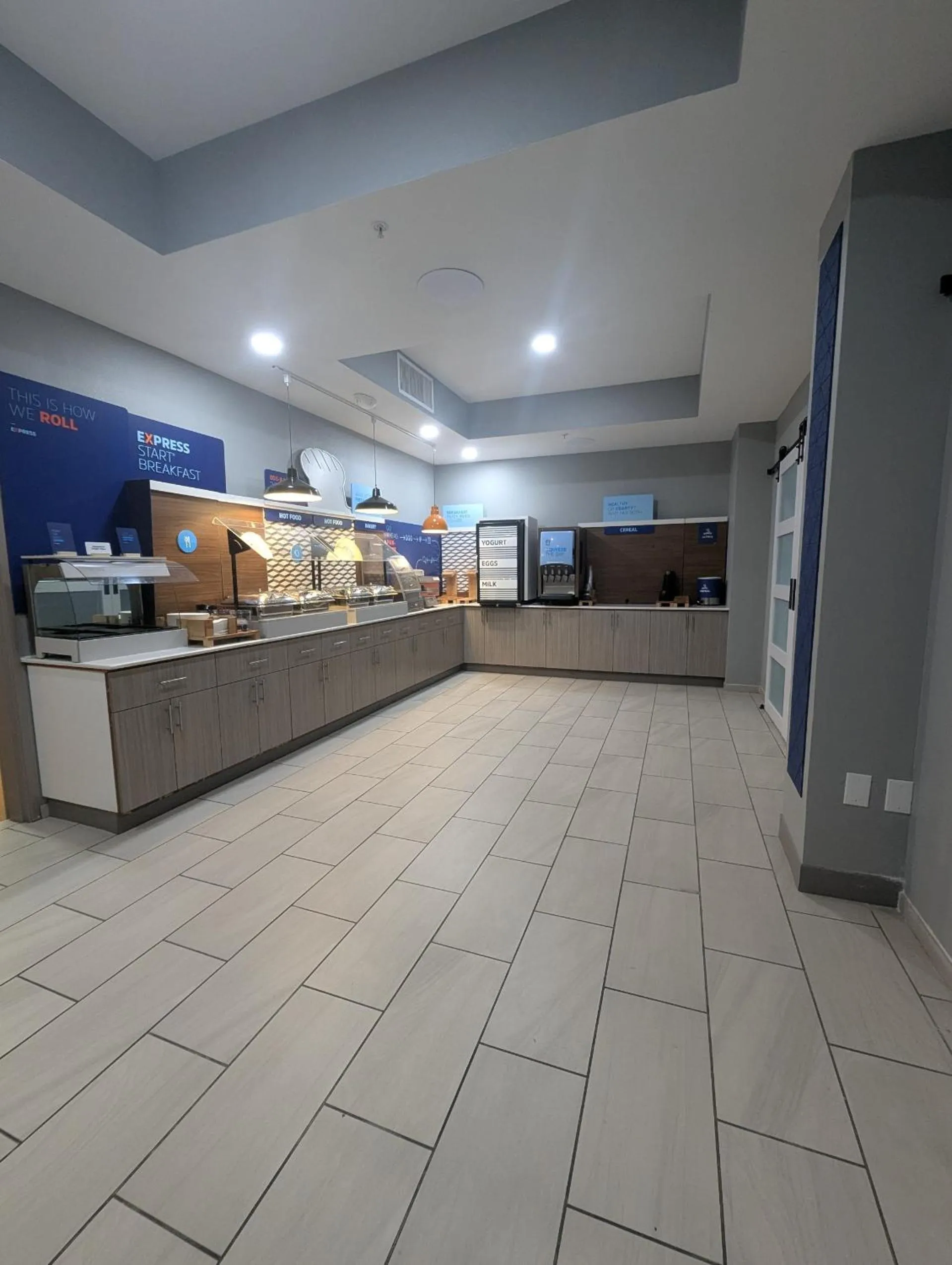 Restaurant/places to eat in Holiday Inn Express Hotel & Suites Loveland by IHG