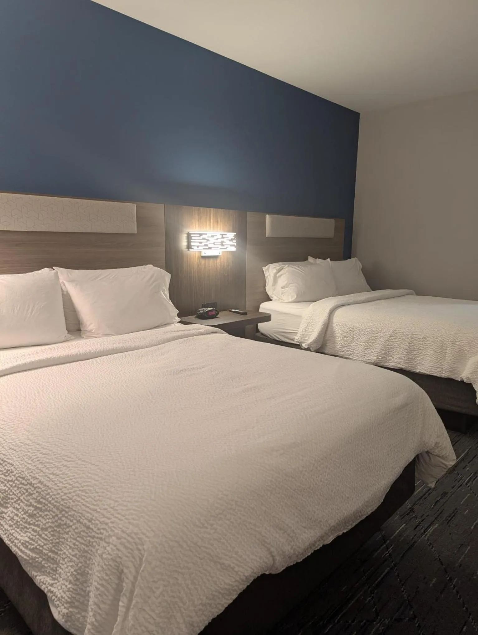 Bed in Holiday Inn Express Hotel & Suites Loveland by IHG