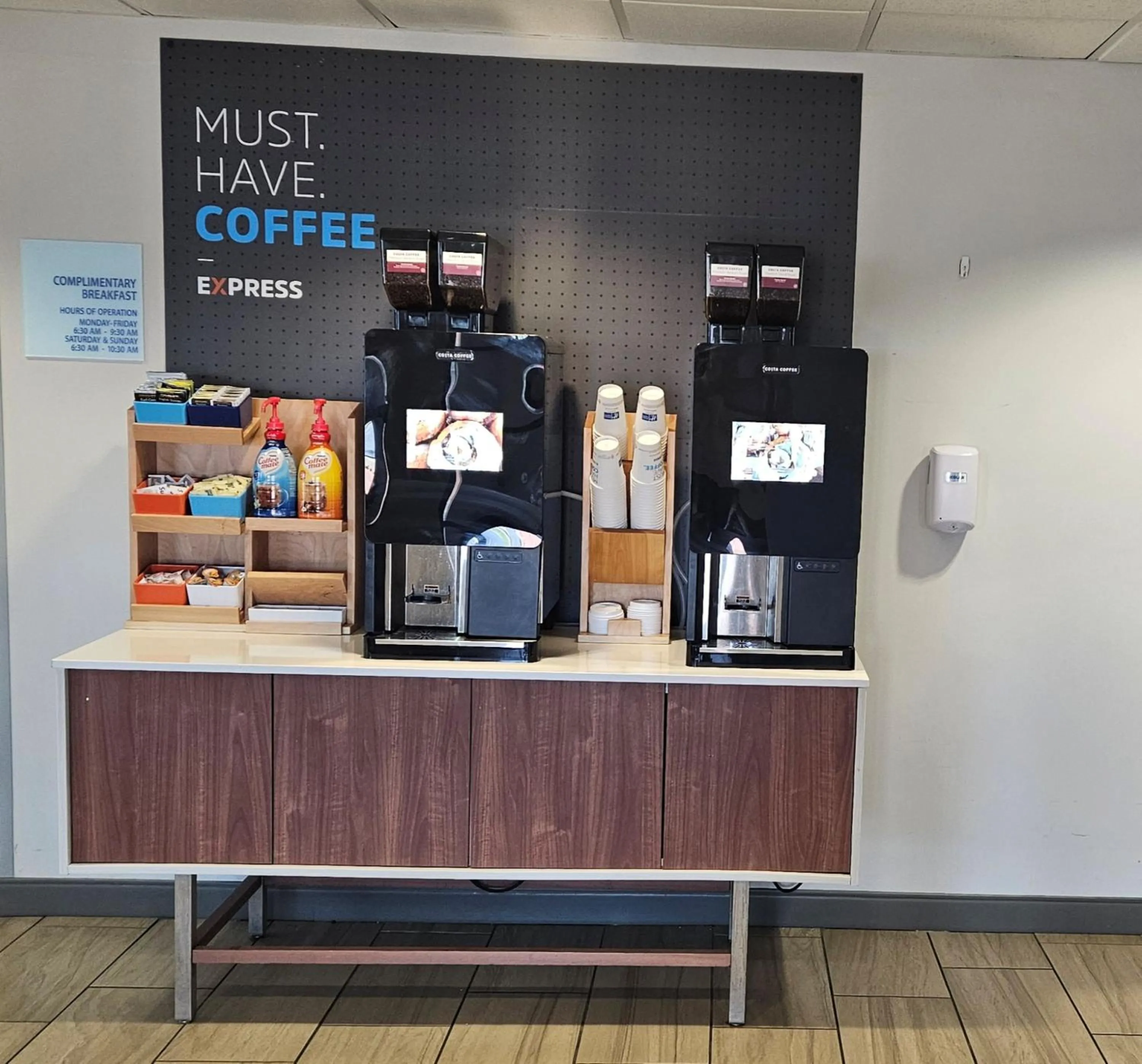 Breakfast in Holiday Inn Express Greensburg by IHG