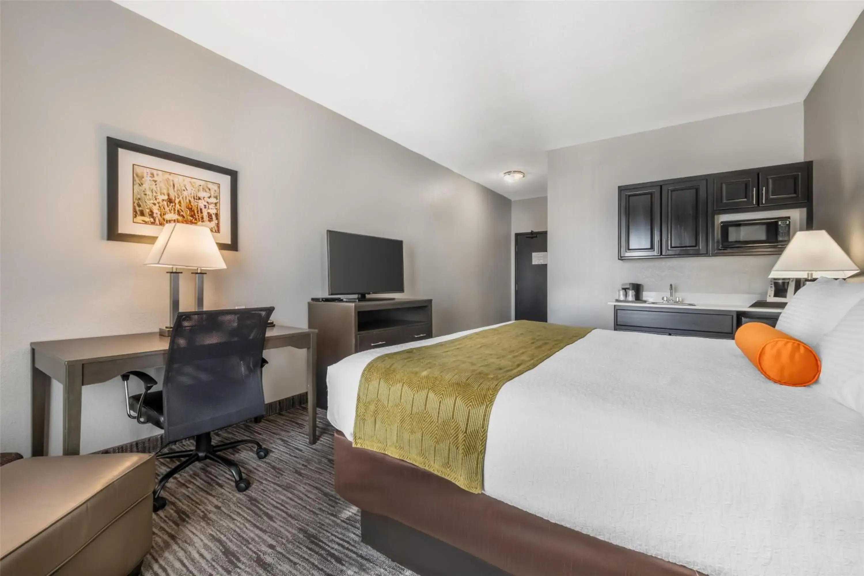 Bedroom, Bed in Best Western Plus Liberal Hotel & Suites Bedroom, Bed in Best Western Plus Liberal Hotel & Suites