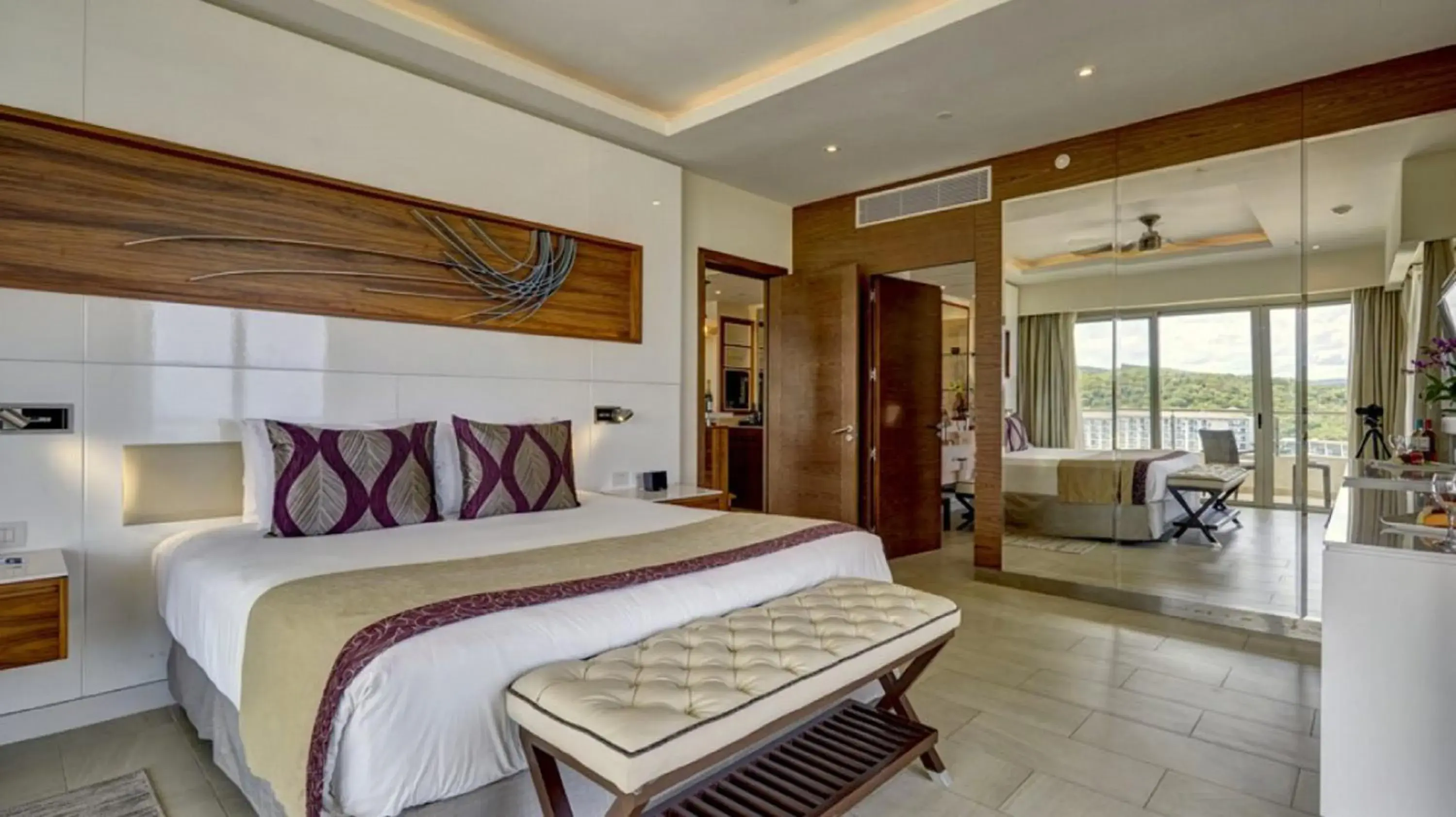 Photo of the whole room, Bed in Royalton Blue Waters Montego Bay, An Autograph Collection All-Inclusive Resort Photo of the whole room, Bed in Royalton Blue Waters Montego Bay, An Autograph Collection All-Inclusive Resort