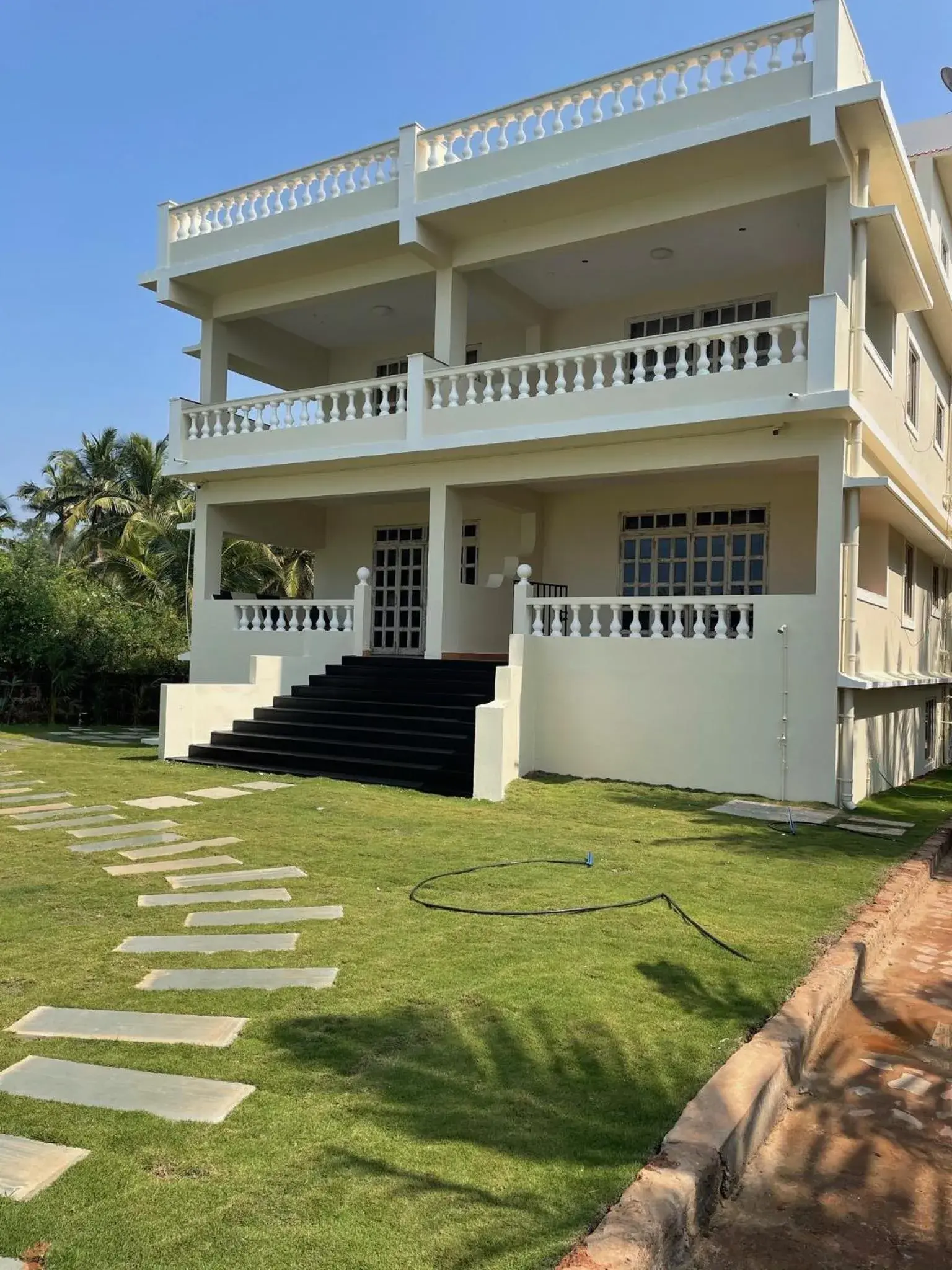 Property building in Kay's By The Sea Property building in Kay's By The Sea