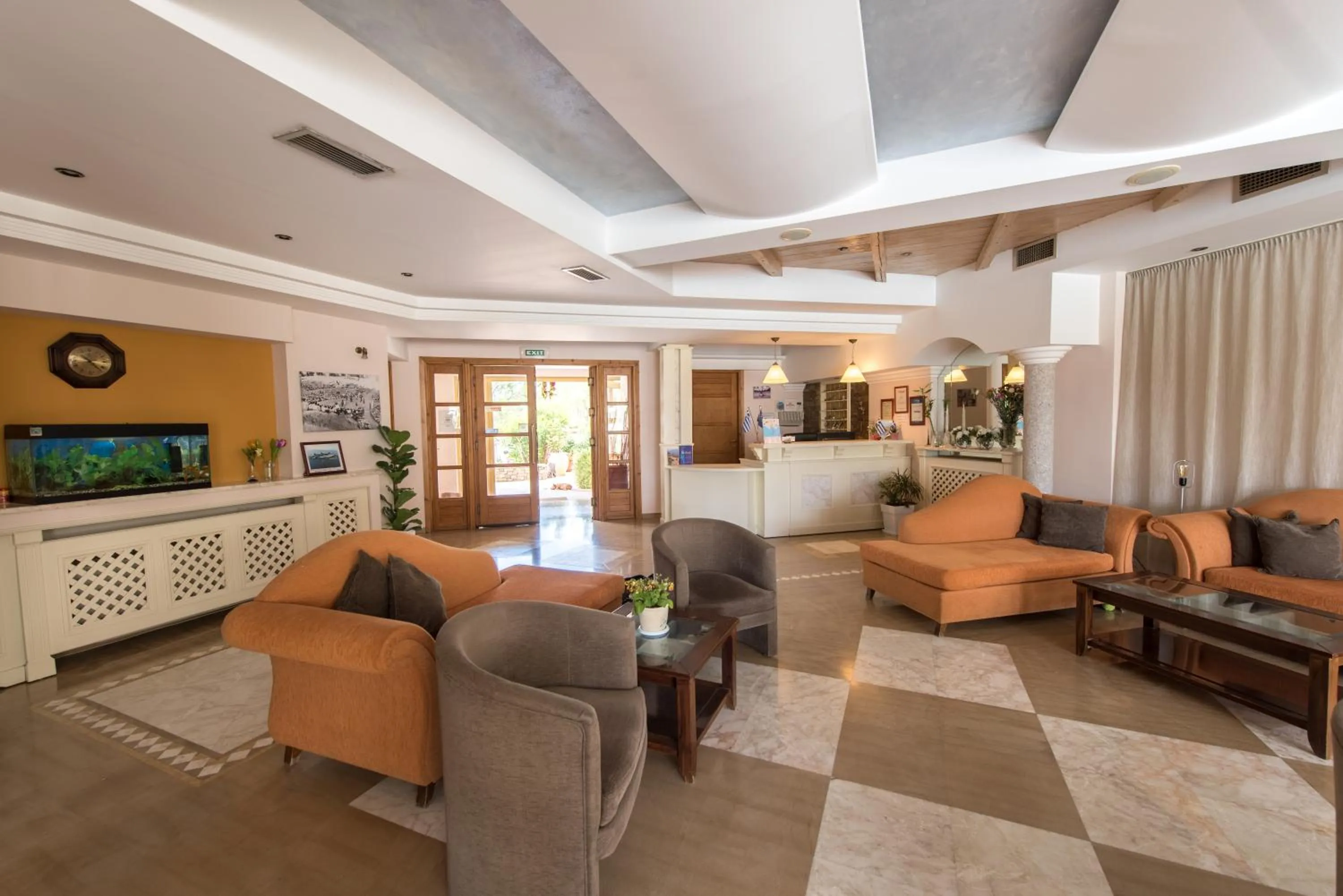 Lobby or reception in Sun Rise Hotel Apartments