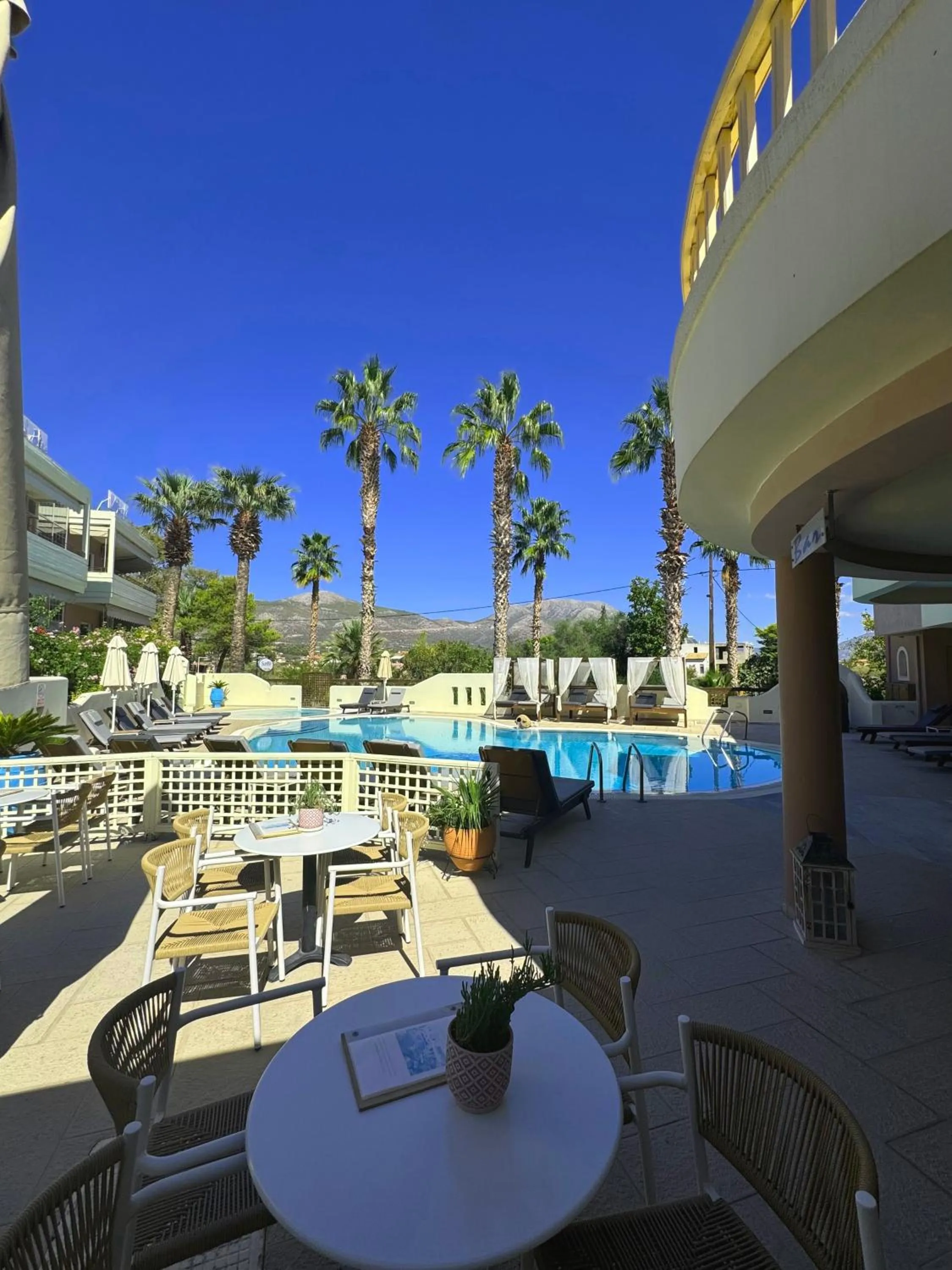 Swimming pool in Sun Rise Hotel Apartments