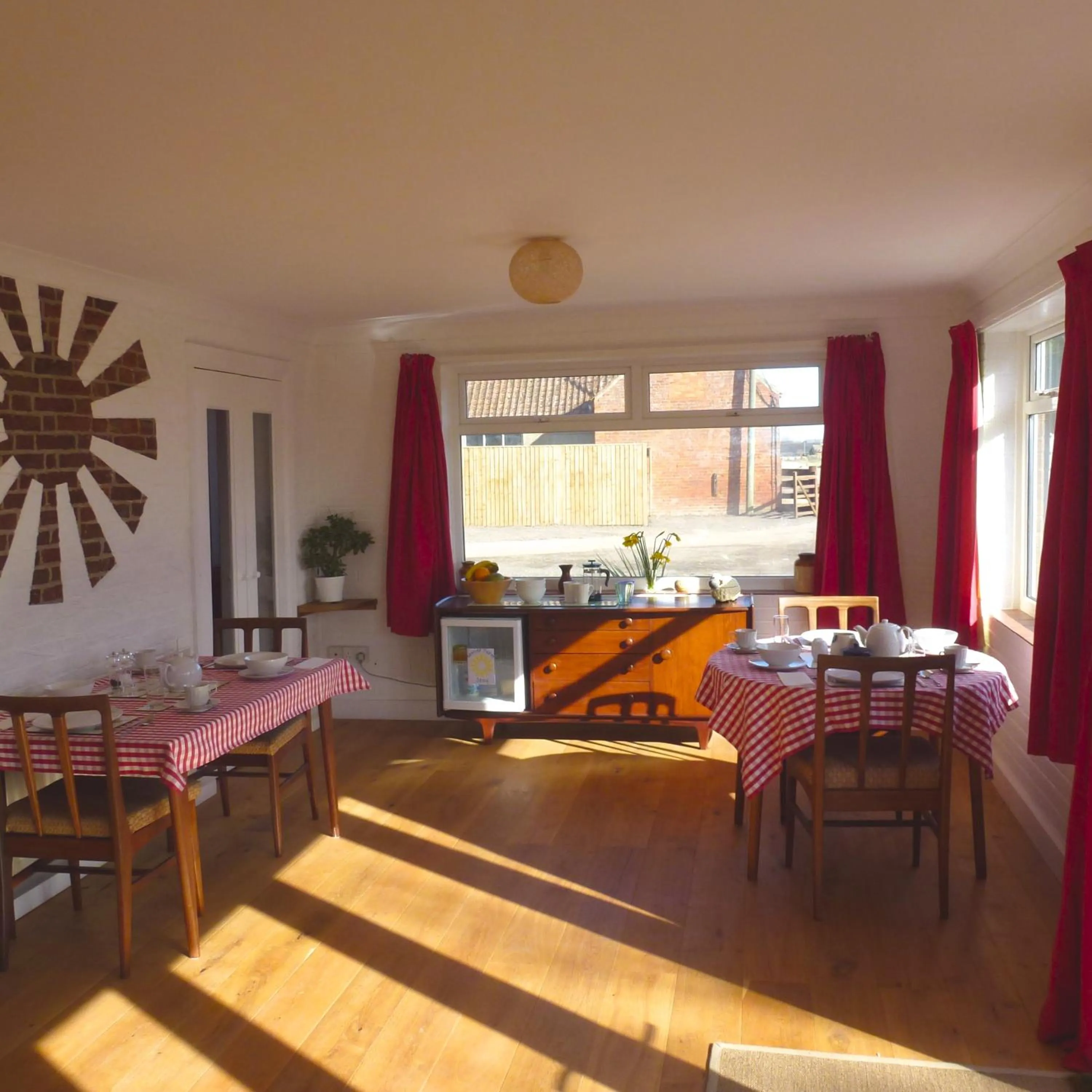 Dining area in Manor Farm Stay