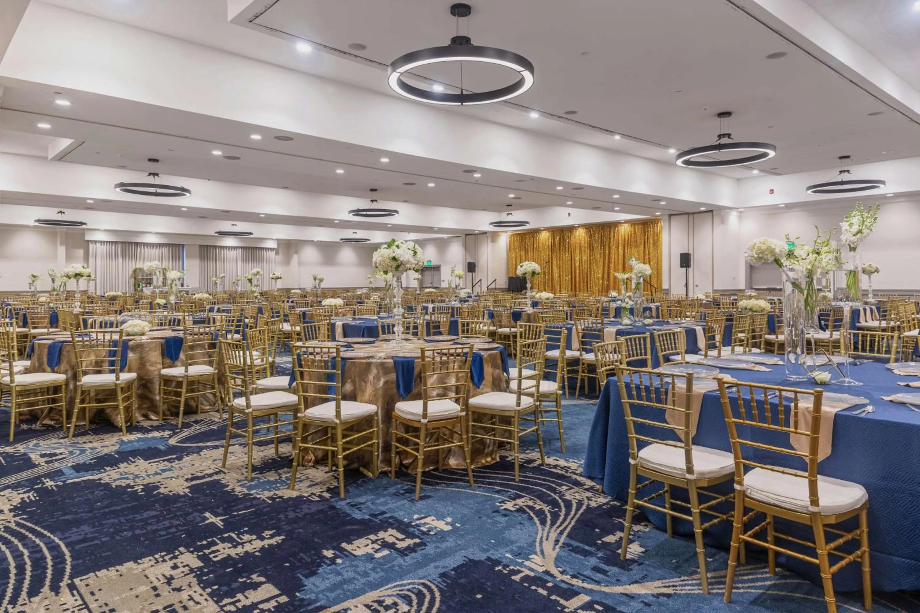 Meeting/conference room in DoubleTree by Hilton Bakersfield