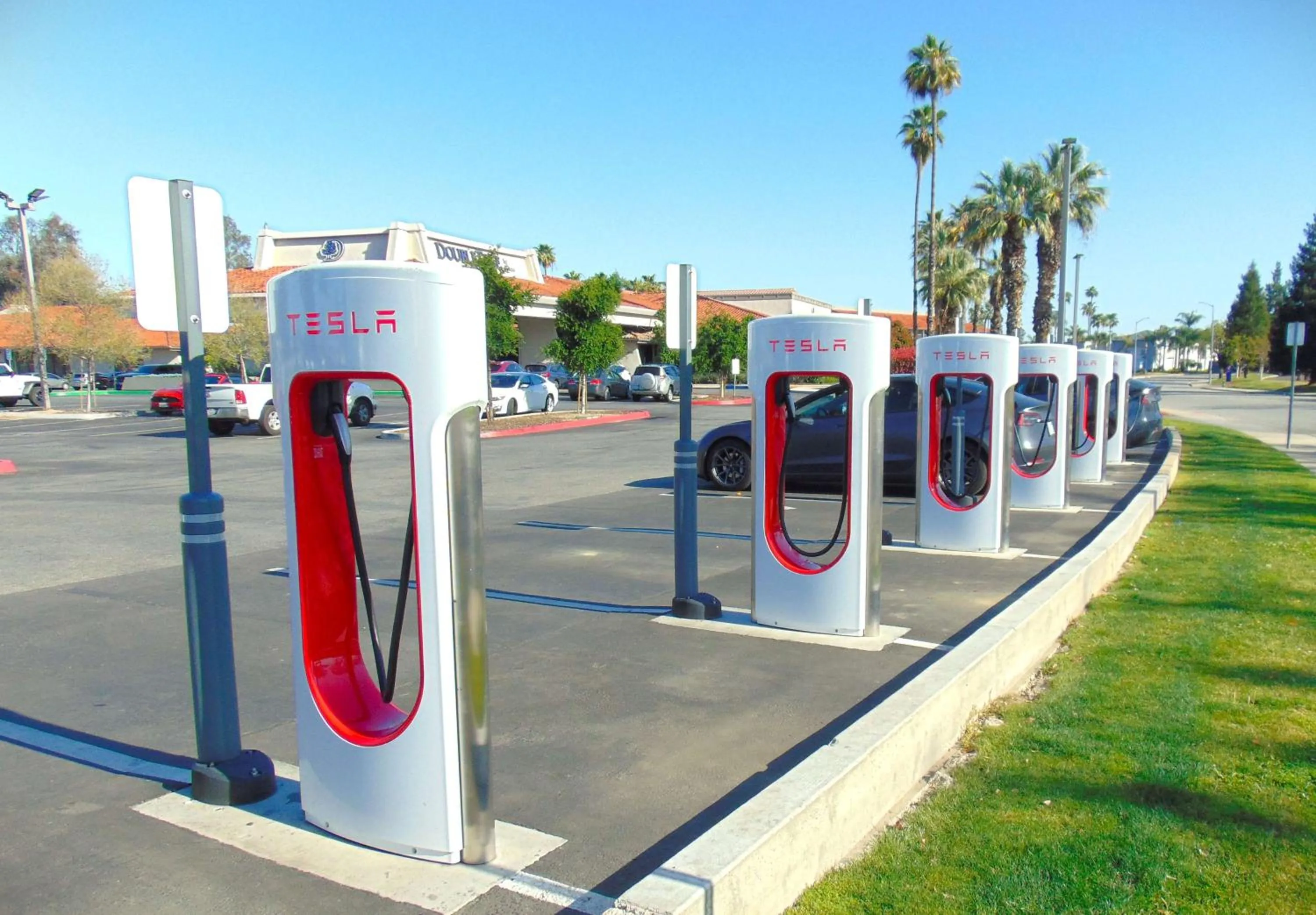 Sports in DoubleTree by Hilton Bakersfield