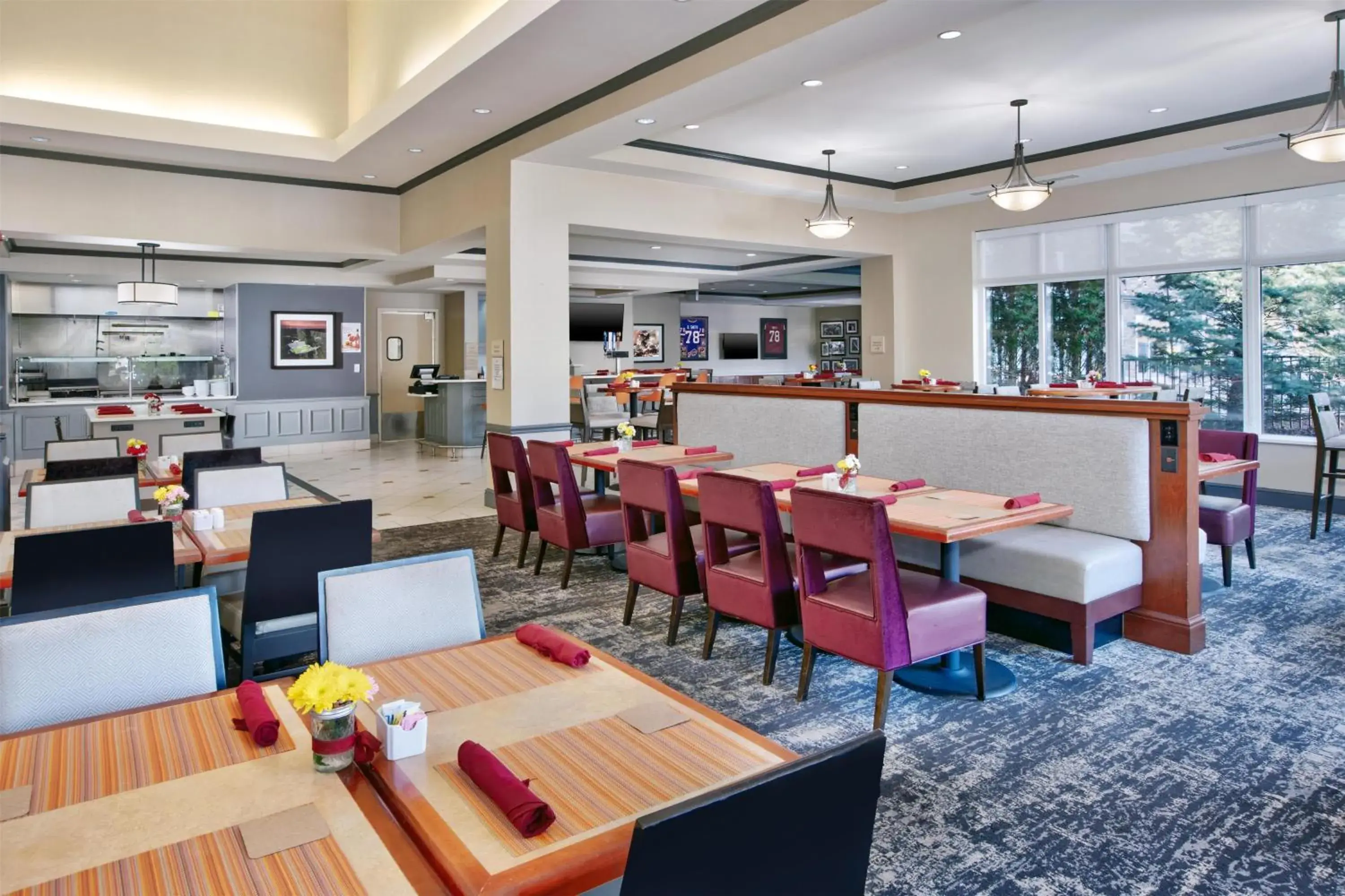 Restaurant/places to eat in Hilton Garden Inn Blacksburg University Restaurant/places to eat in Hilton Garden Inn Blacksburg University
