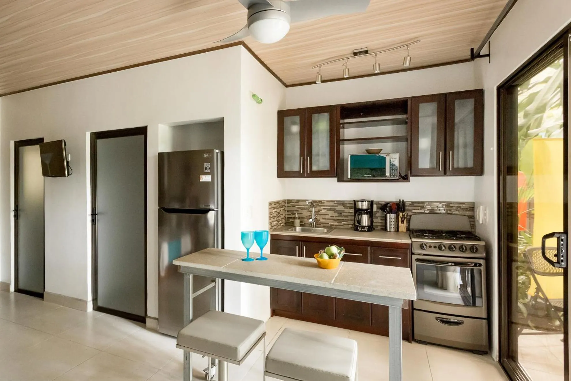 Kitchen or kitchenette in Tico Tico Villas - Adult Only