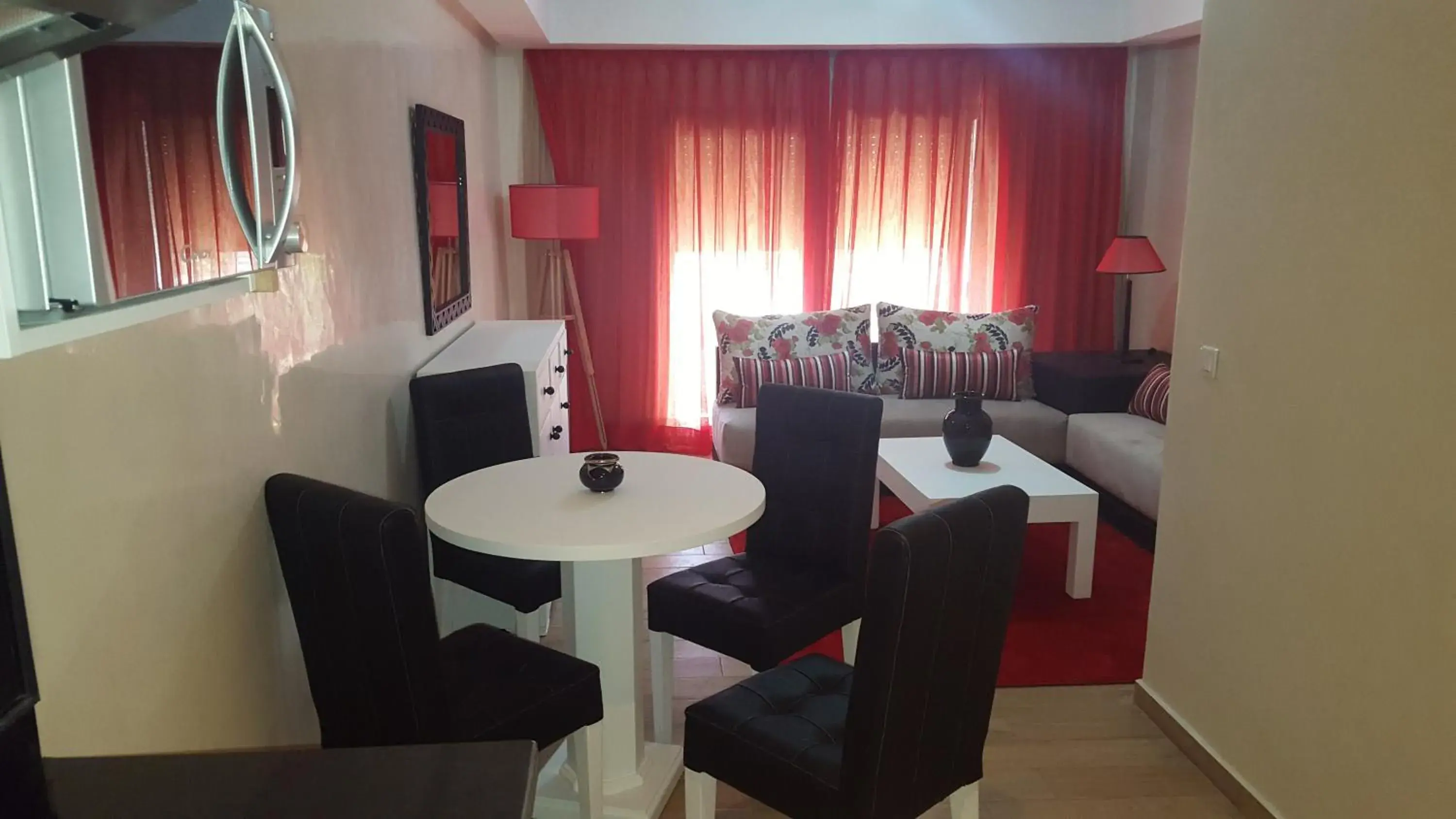 Double Room in Rofaida Appart'Hotel Double Room in Rofaida Appart'Hotel