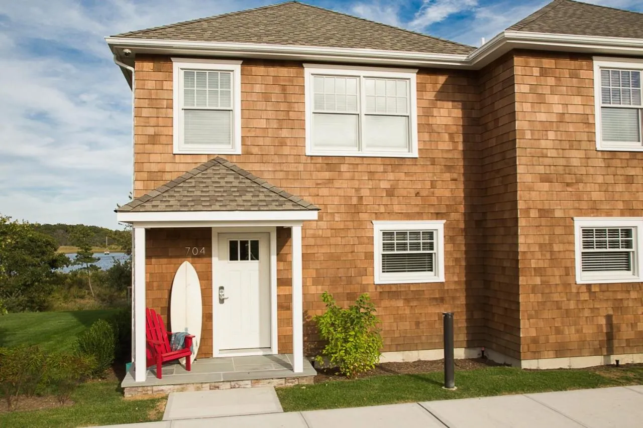 Property building in North Harbor Montauk