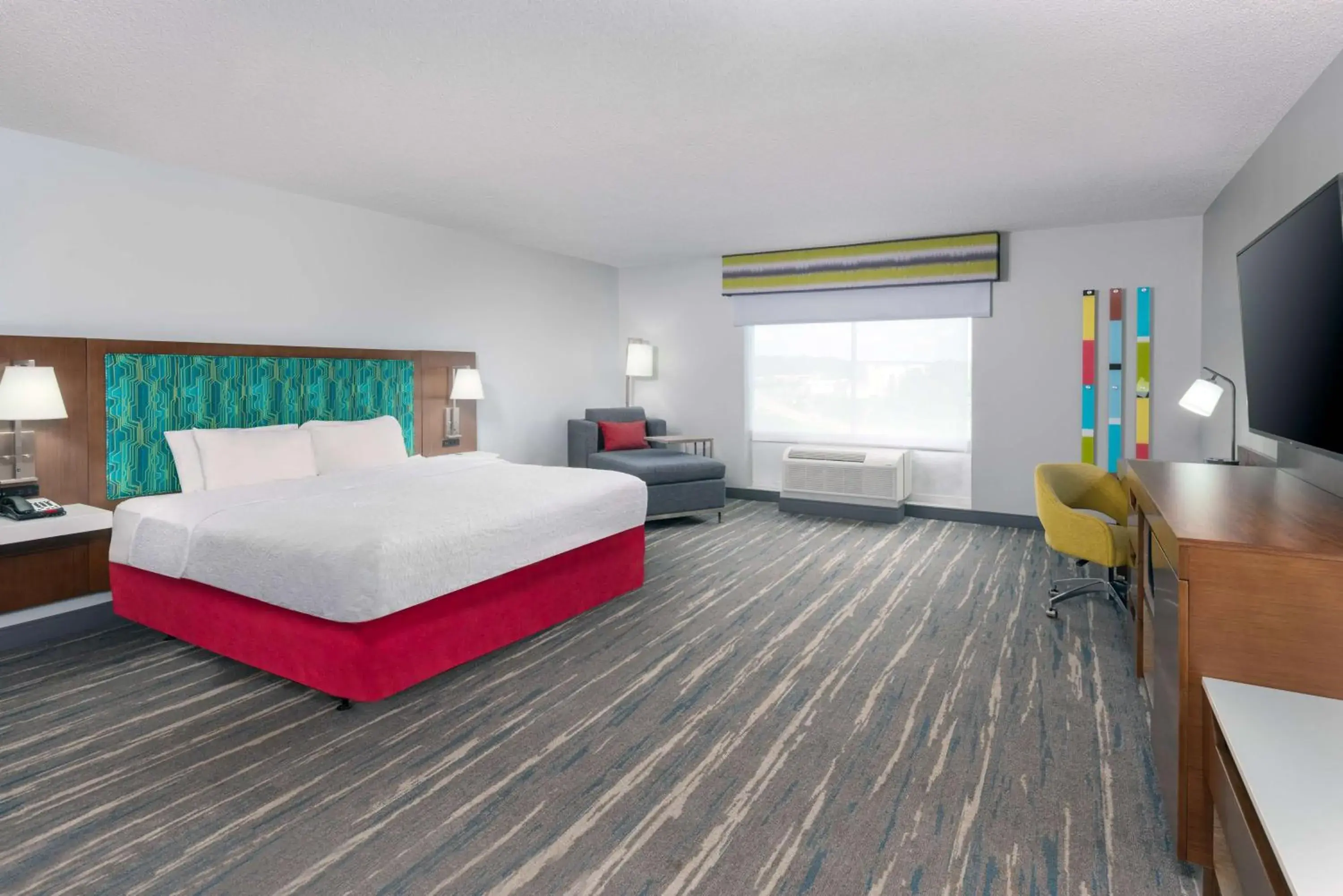 King Room - Mobility Access/Non-Smoking in Hampton Inn Petersburg - Southpark Mall King Room - Mobility Access/Non-Smoking in Hampton Inn Petersburg - Southpark Mall