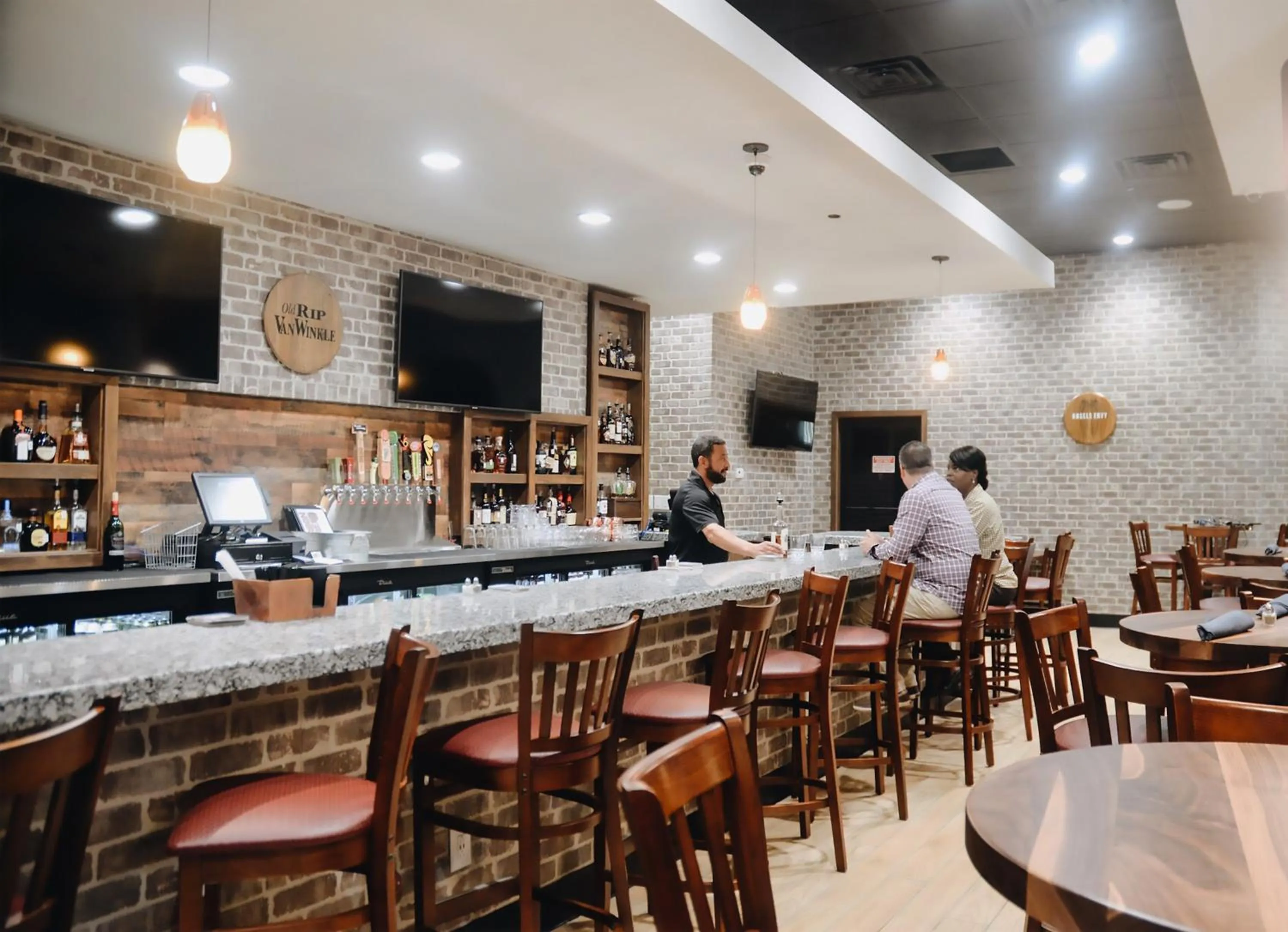 Lounge or bar in Holiday Inn Lumberton by IHG