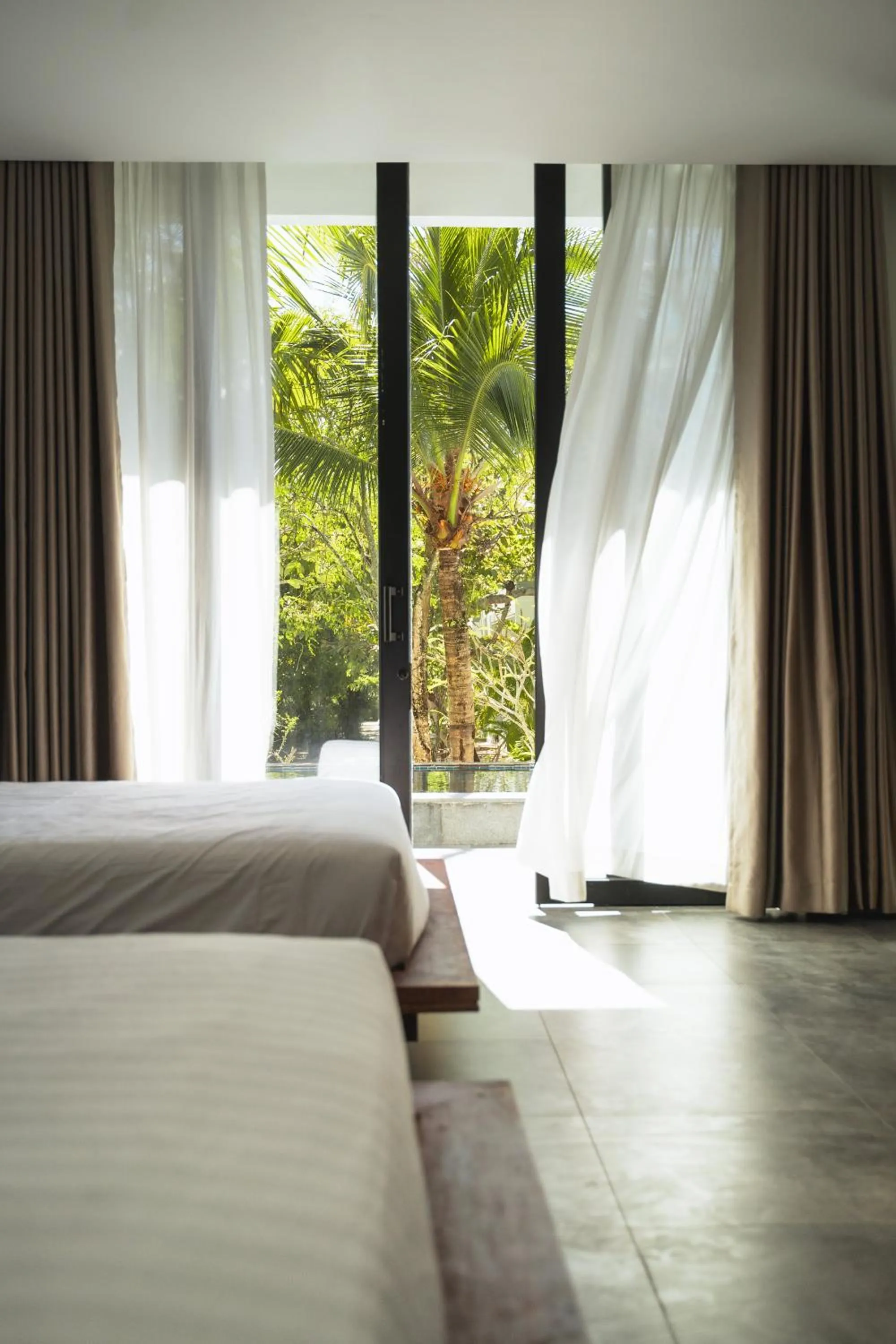 Bedroom, Bed in Long Set Resort