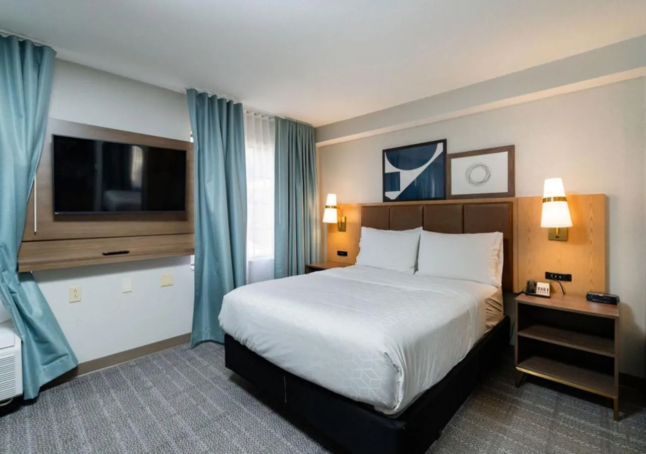 Bedroom, Bed in Staybridge Suites Jackson by IHG