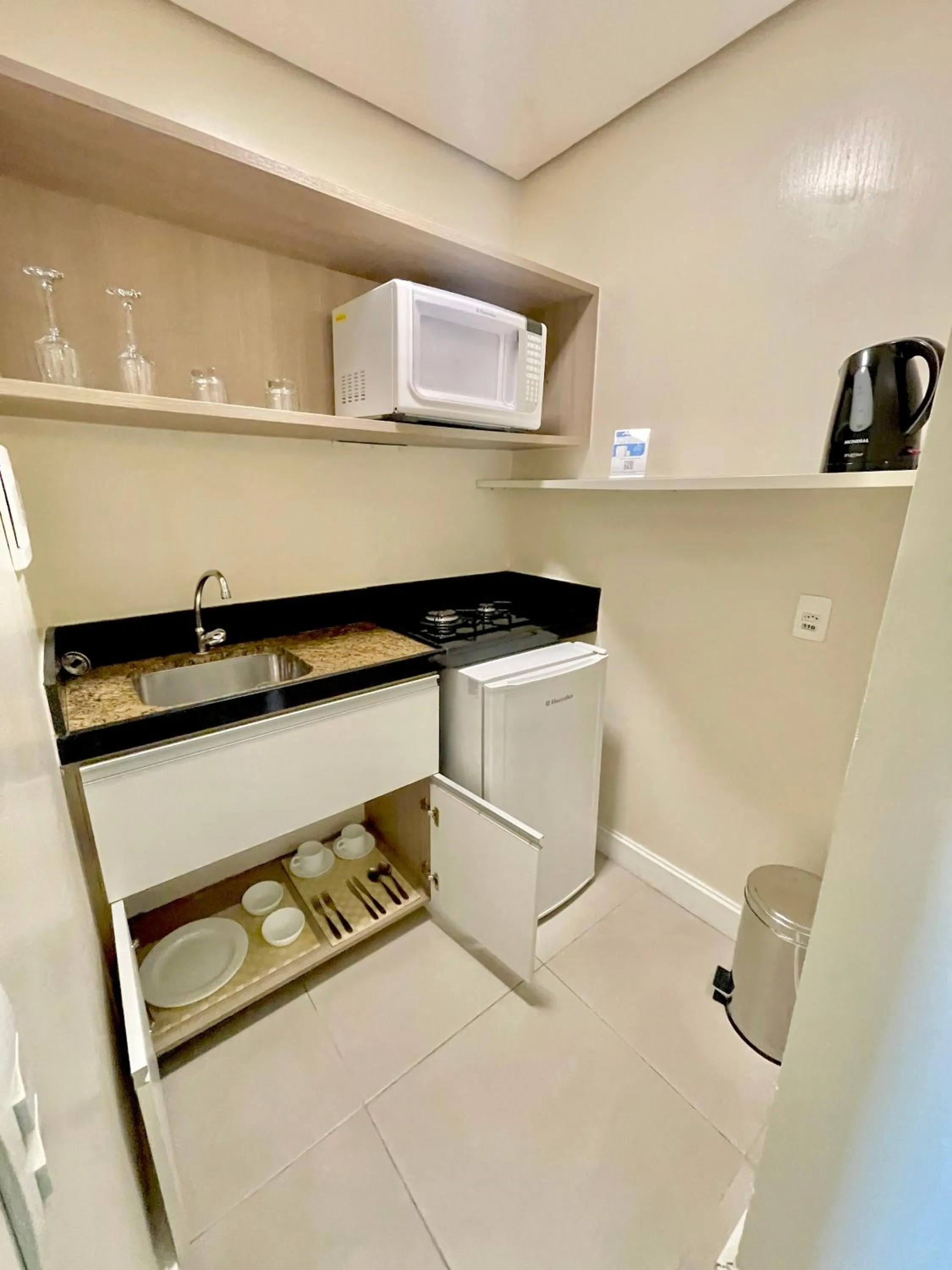 Dining area in Hotel Adrianópolis All Suites