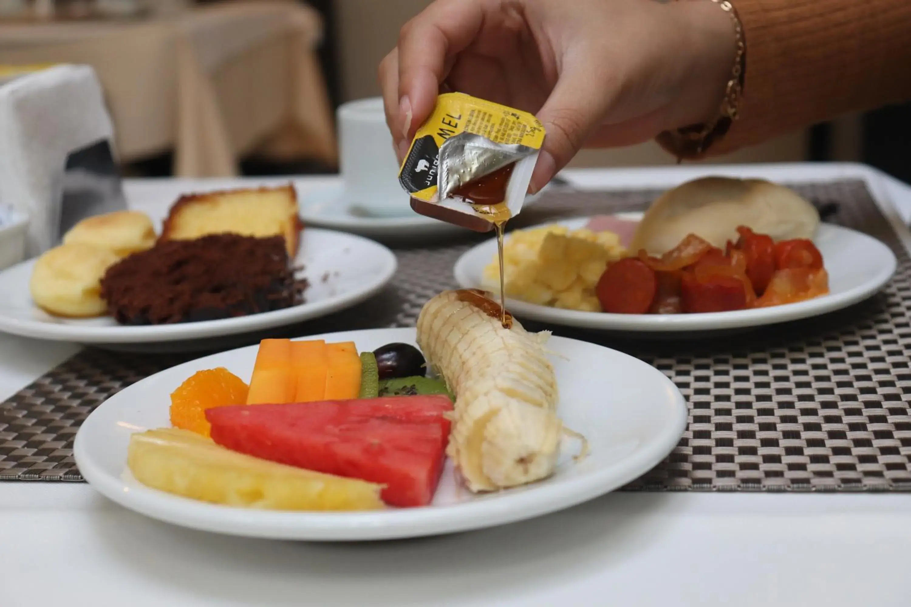 Breakfast in Hotel Adrianópolis All Suites Breakfast in Hotel Adrianópolis All Suites