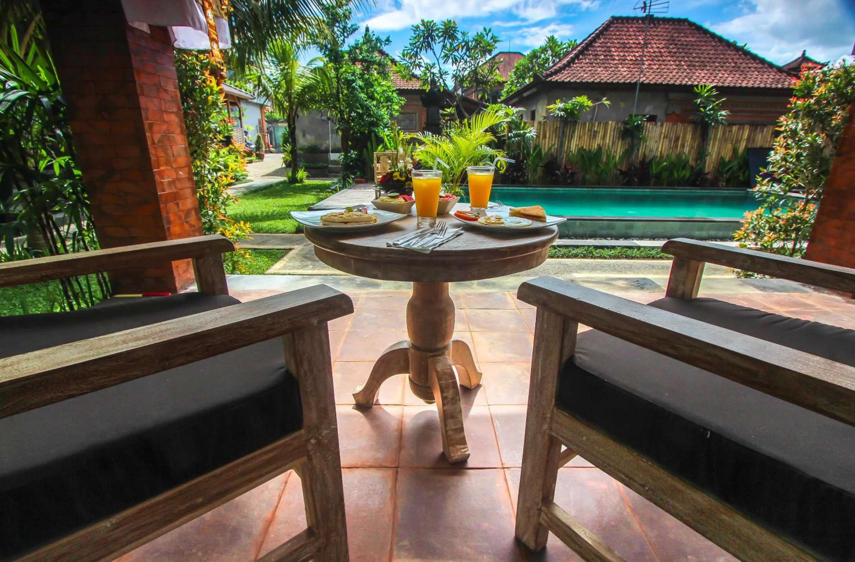 Restaurant/places to eat in Batu Empug Ubud by Mahaputra